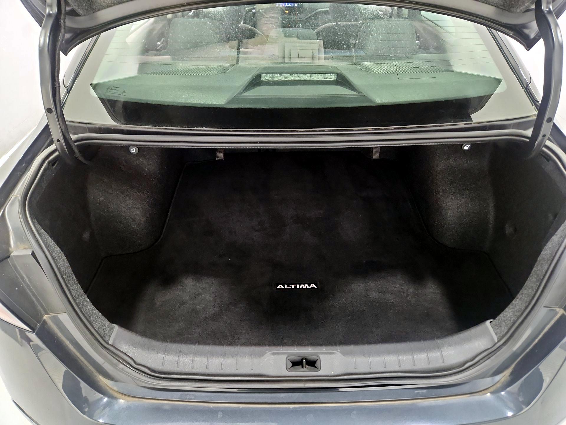 Thumbnail: 2022 Nissan Altima - 20