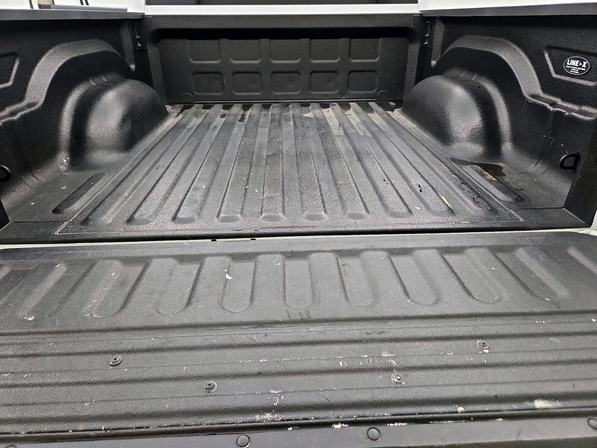 Thumbnail: 2022 RAM 1500 Classic - 20