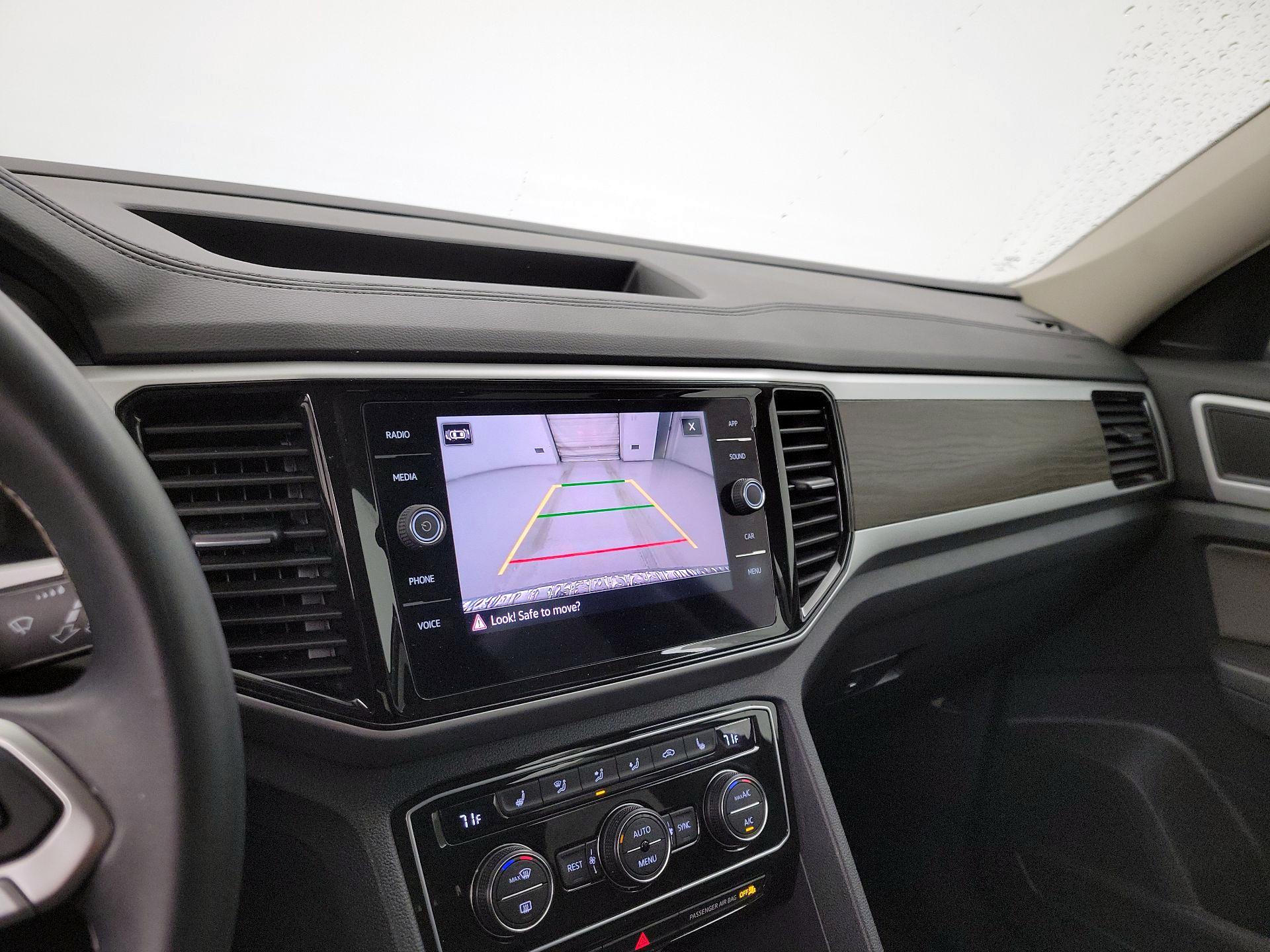 Thumbnail: 2022 Volkswagen Atlas - 14