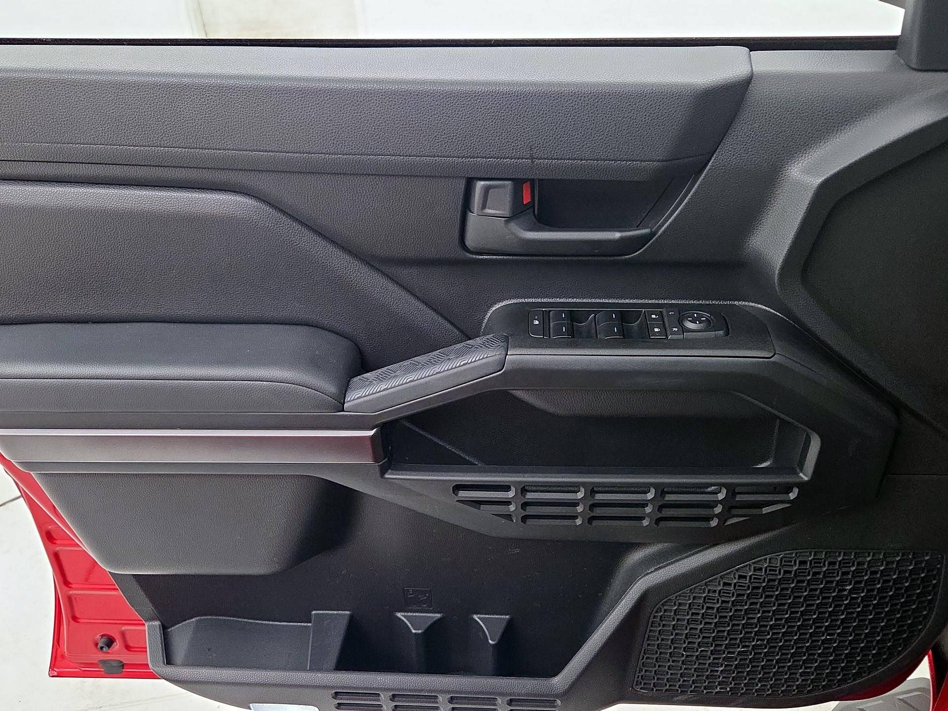 Thumbnail: 2025 Toyota 4Runner - 12