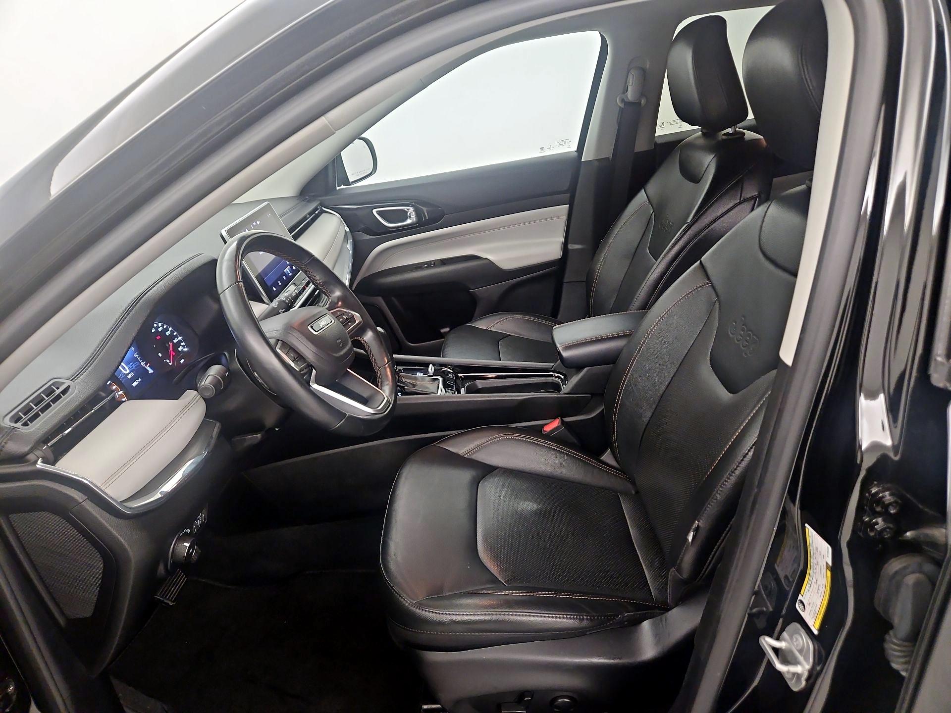 Thumbnail: 2022 Jeep Compass - 11