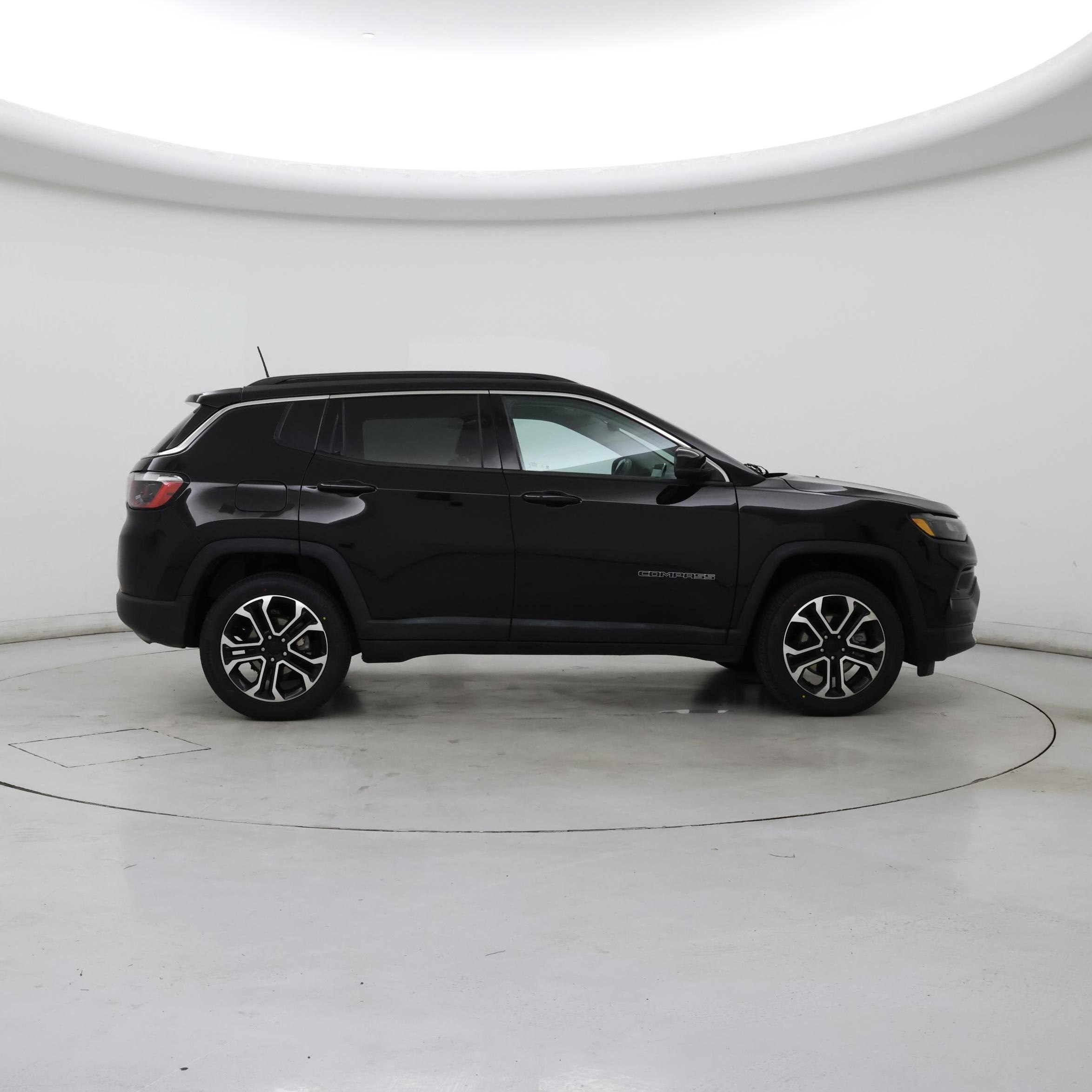 Thumbnail: 2022 Jeep Compass - 7