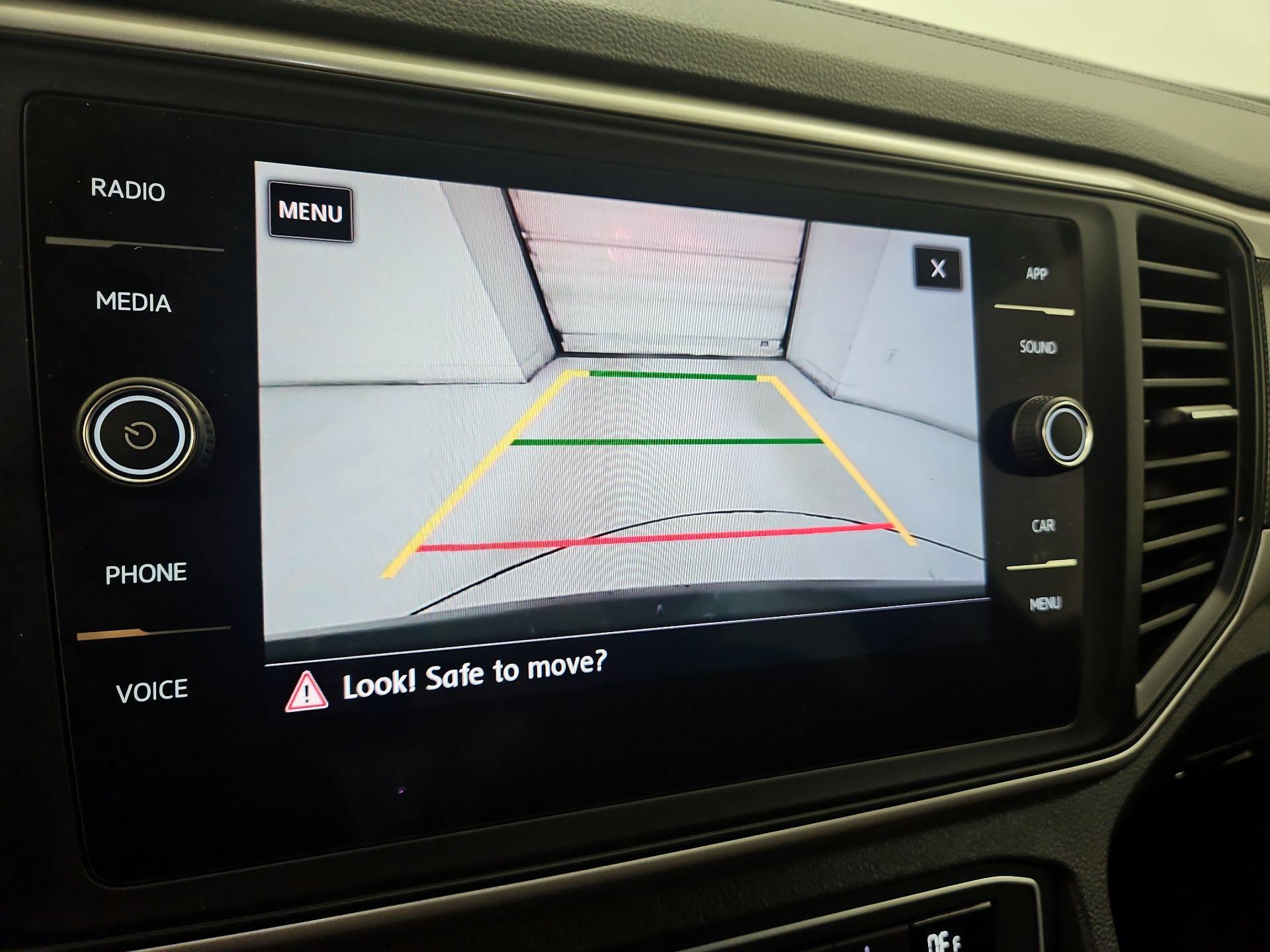 Thumbnail: 2021 Volkswagen Atlas - 14