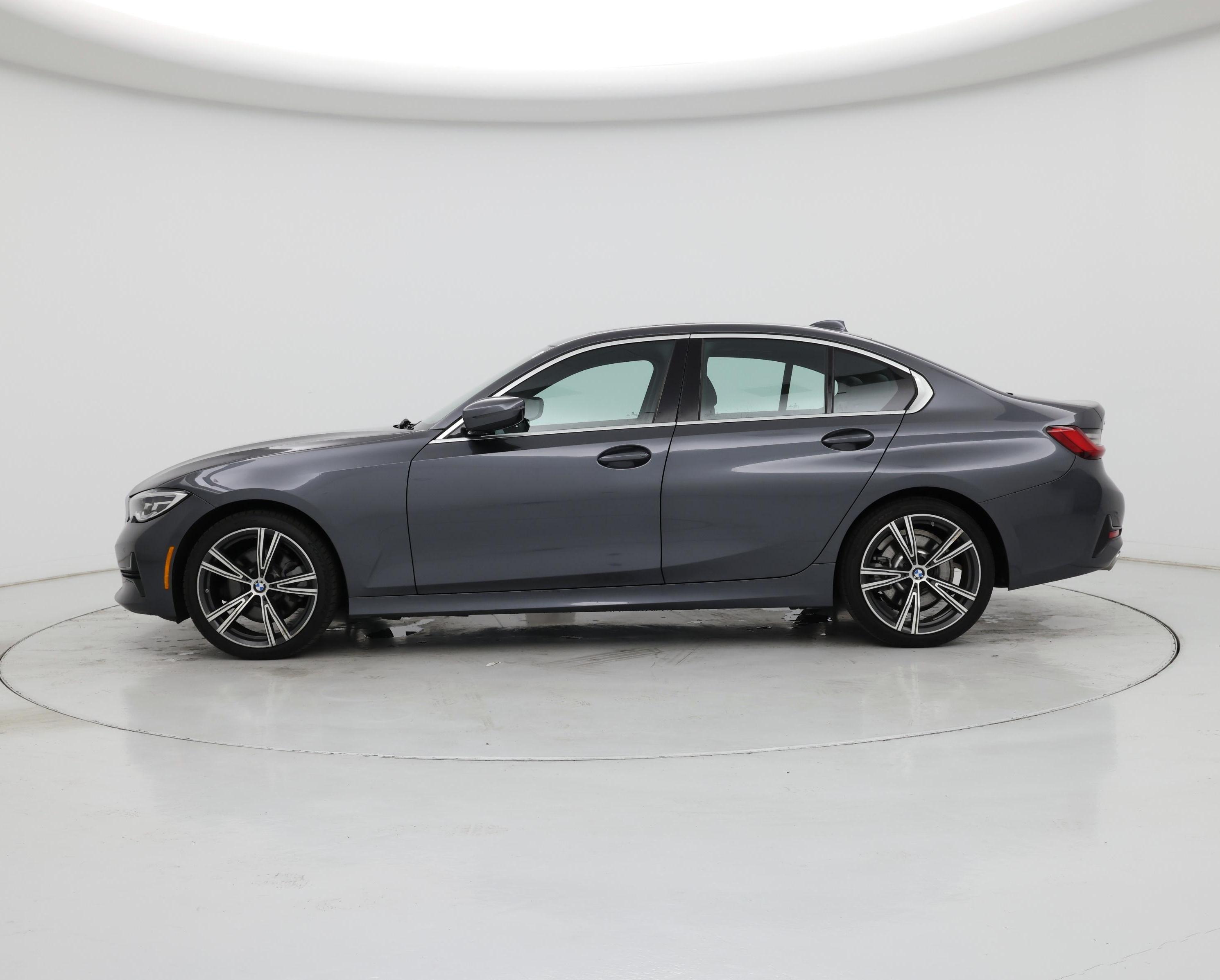 Thumbnail: 2020 BMW 3 Series - 3