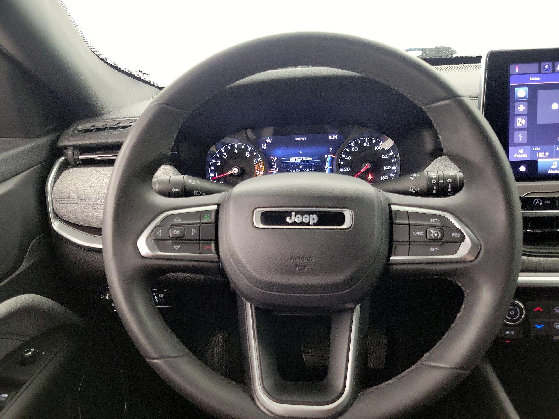 Thumbnail: 2023 Jeep Compass - 10