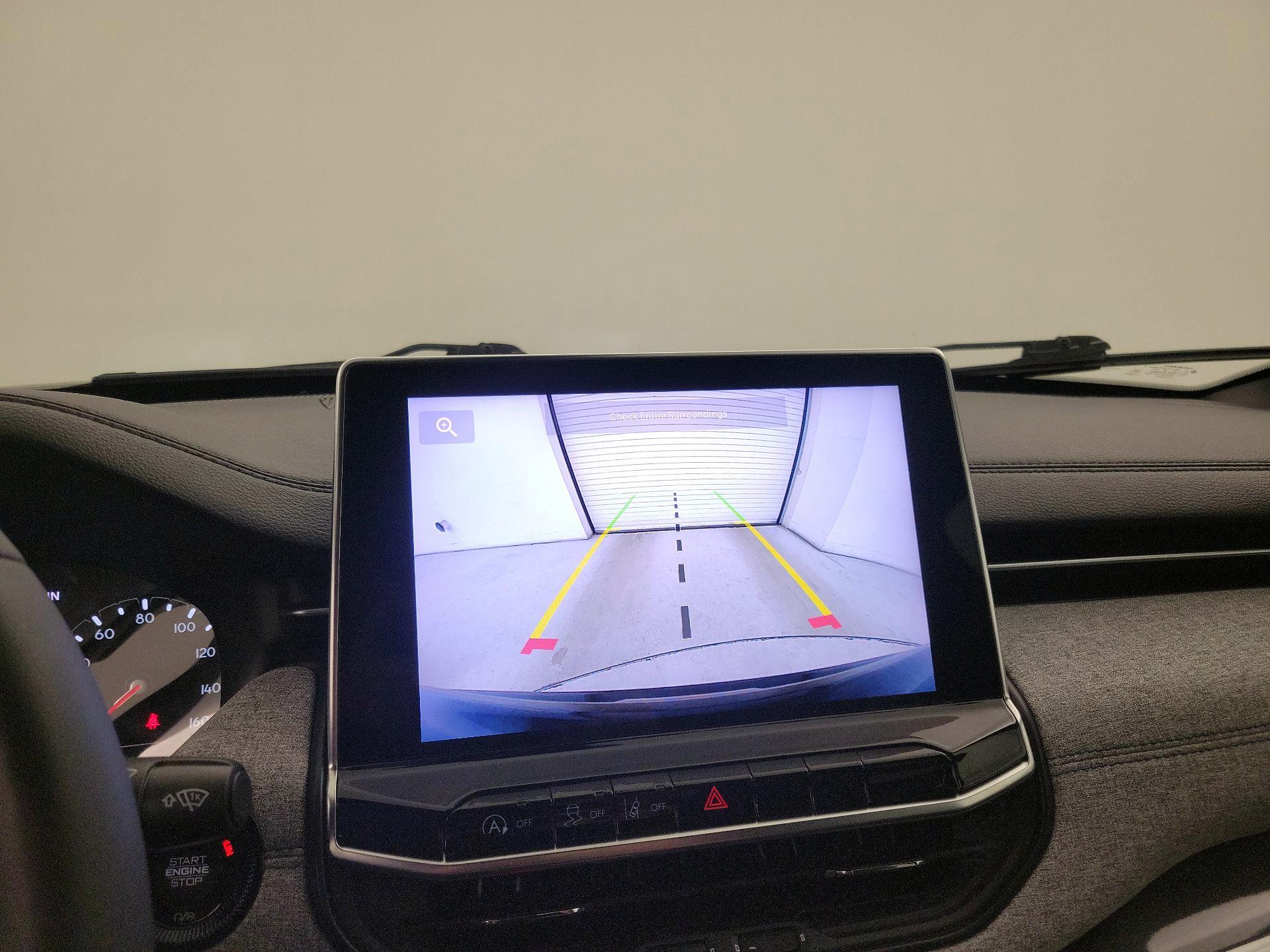 Thumbnail: 2023 Jeep Compass - 14