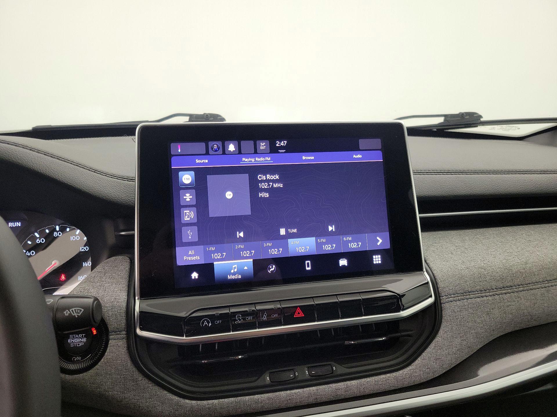 Thumbnail: 2023 Jeep Compass - 15