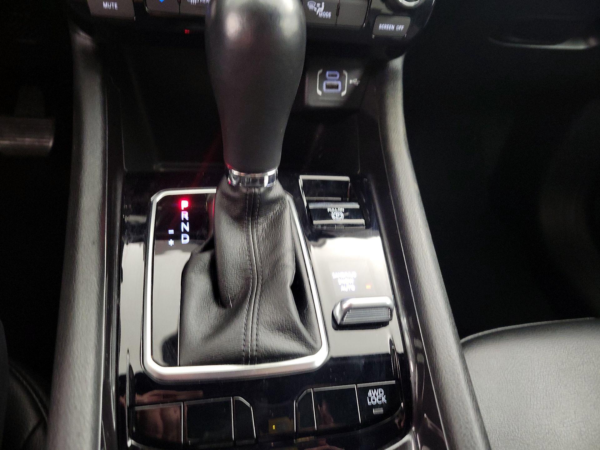 Thumbnail: 2023 Jeep Compass - 17