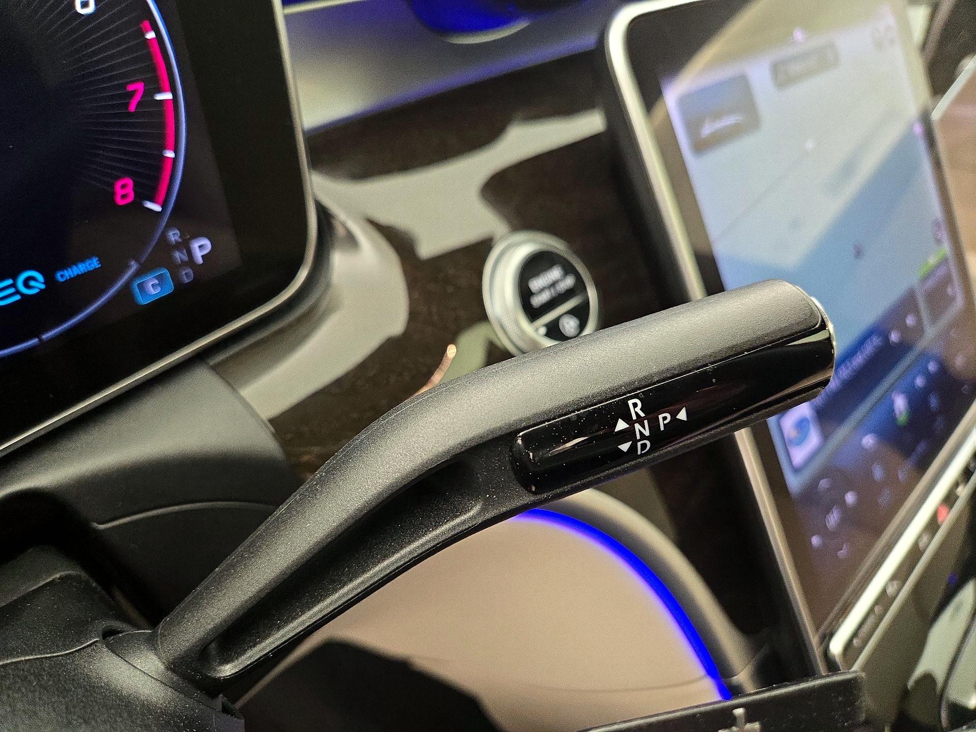 Thumbnail: 2022 Mercedes-Benz C-Class - 18