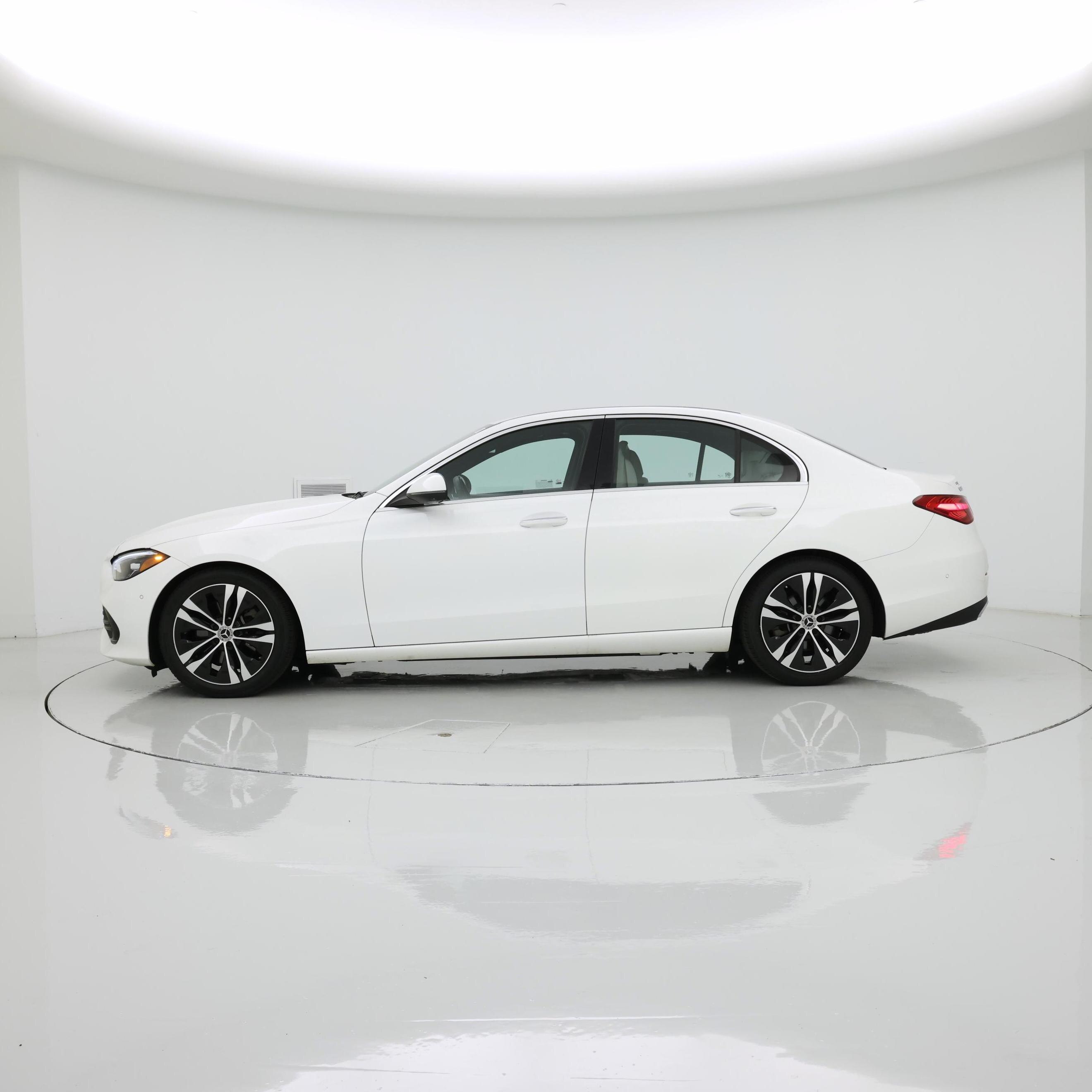 Thumbnail: 2022 Mercedes-Benz C-Class - 3