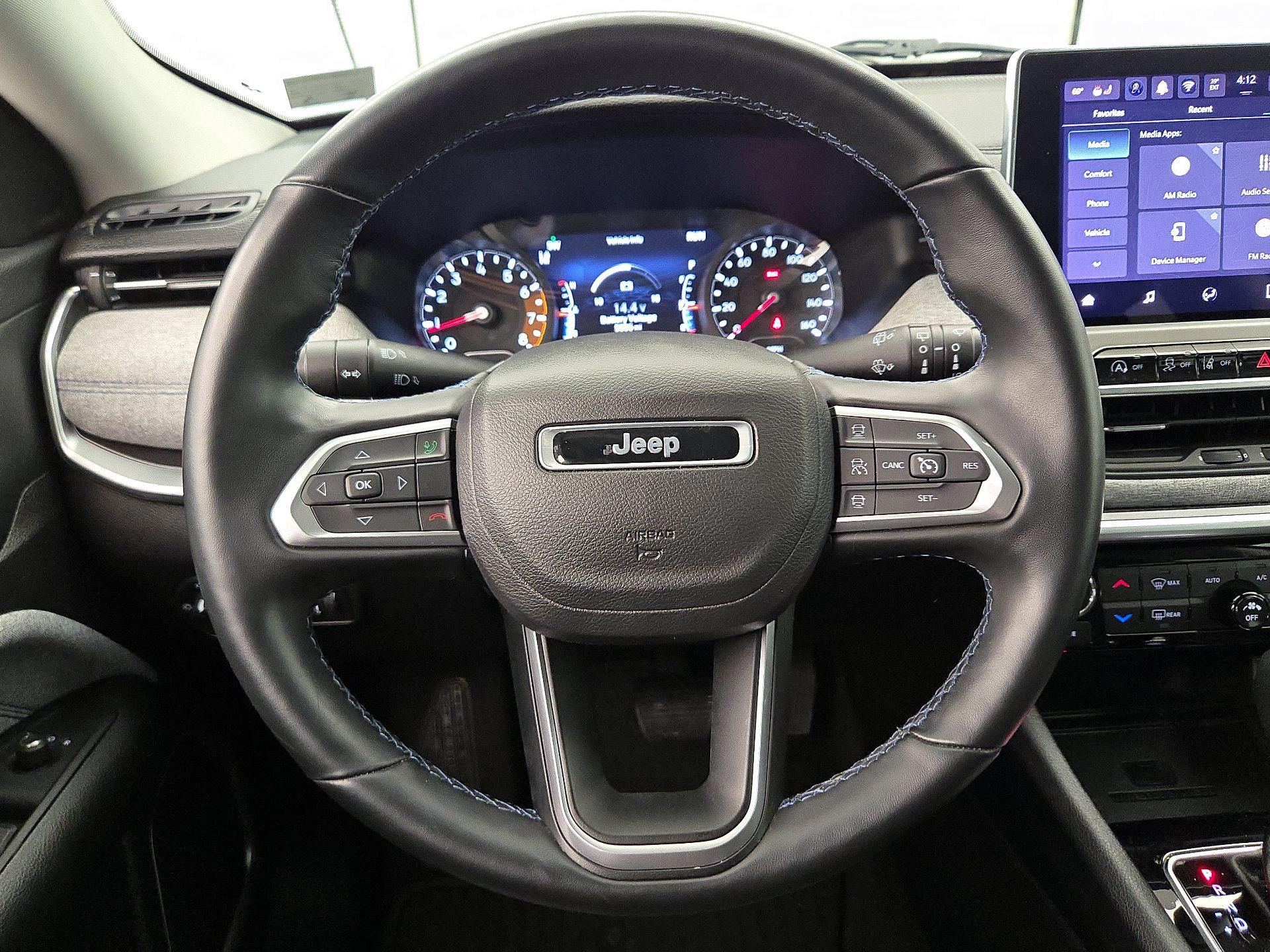 Thumbnail: 2022 Jeep Compass - 10