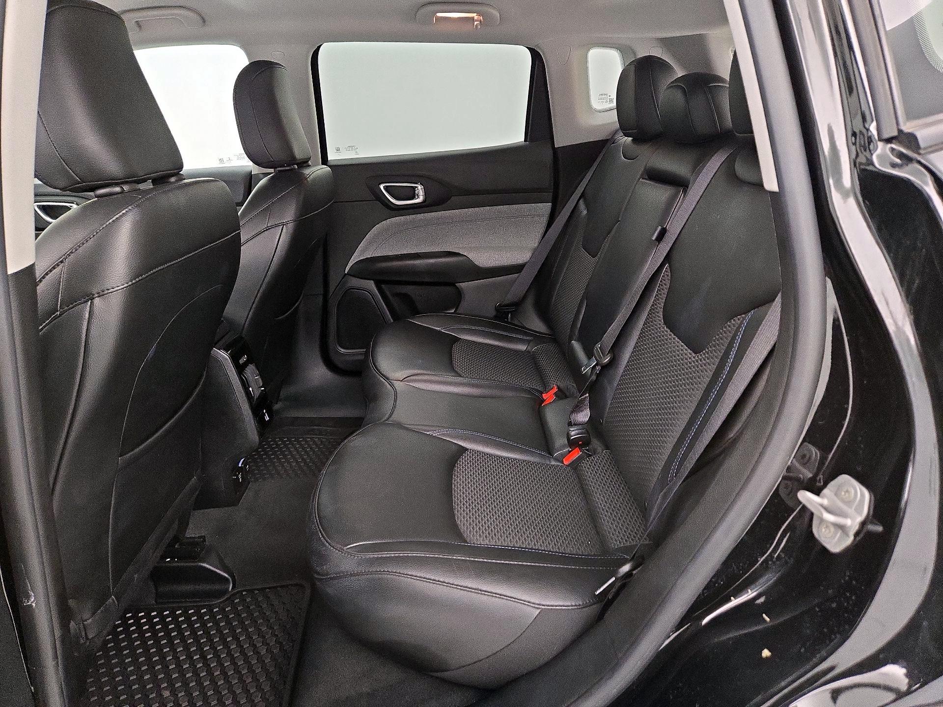 Thumbnail: 2022 Jeep Compass - 19