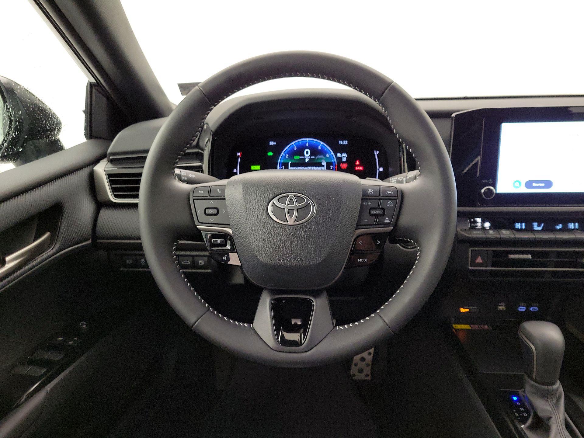 Thumbnail: 2025 Toyota Camry - 10