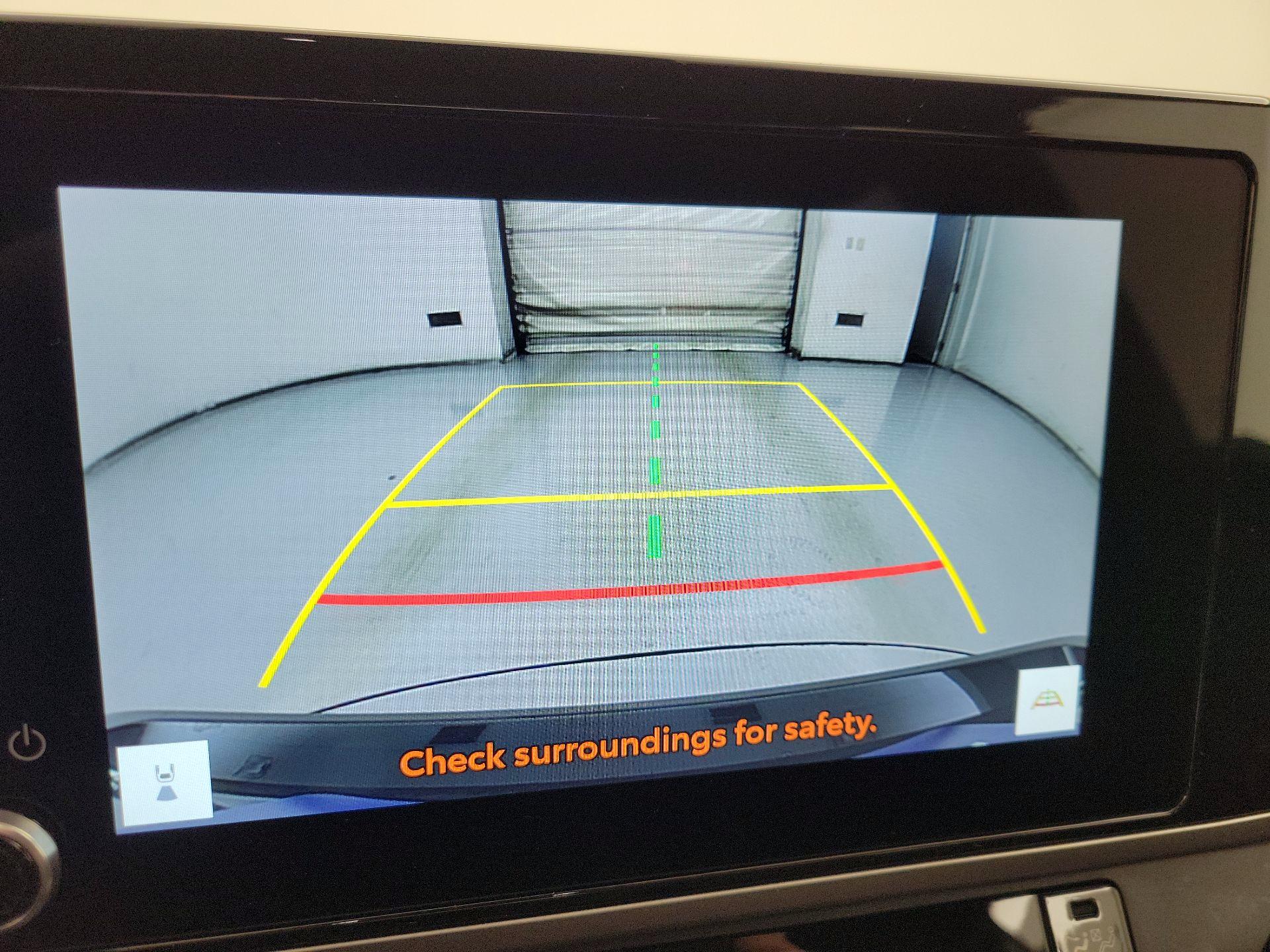 Thumbnail: 2025 Toyota Camry - 14