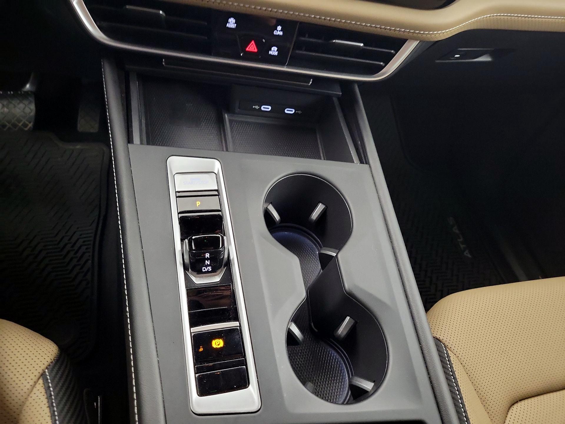 Thumbnail: 2024 Volkswagen Atlas - 15