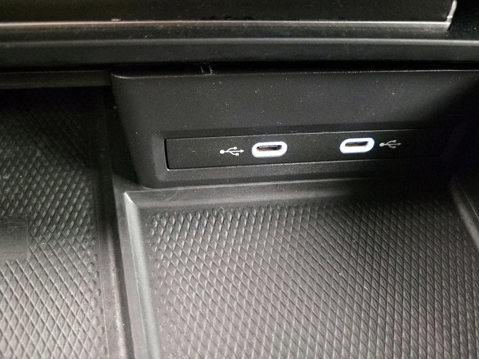 Thumbnail: 2024 Volkswagen Atlas - 16