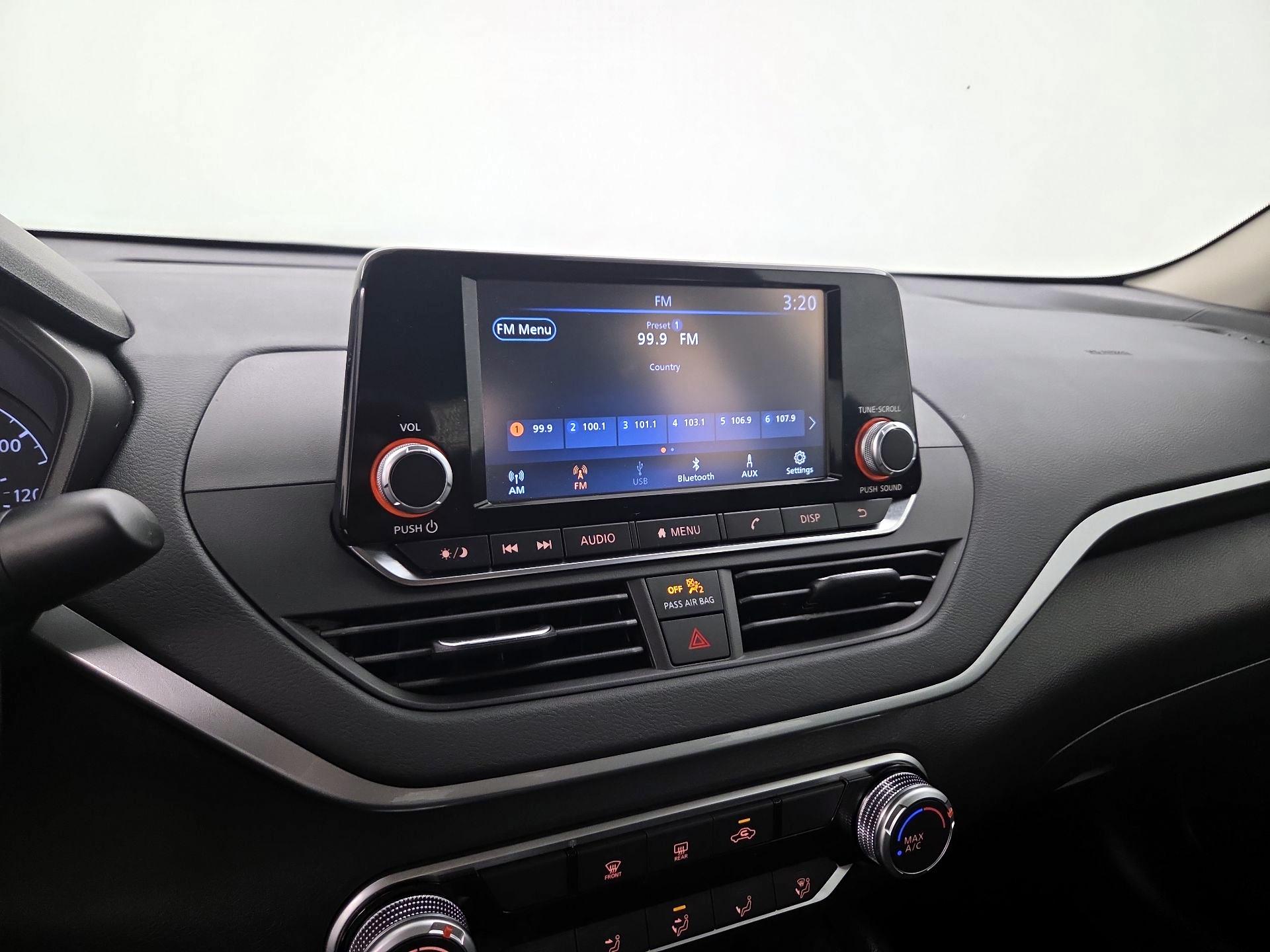 Thumbnail: 2023 Nissan Altima - 15