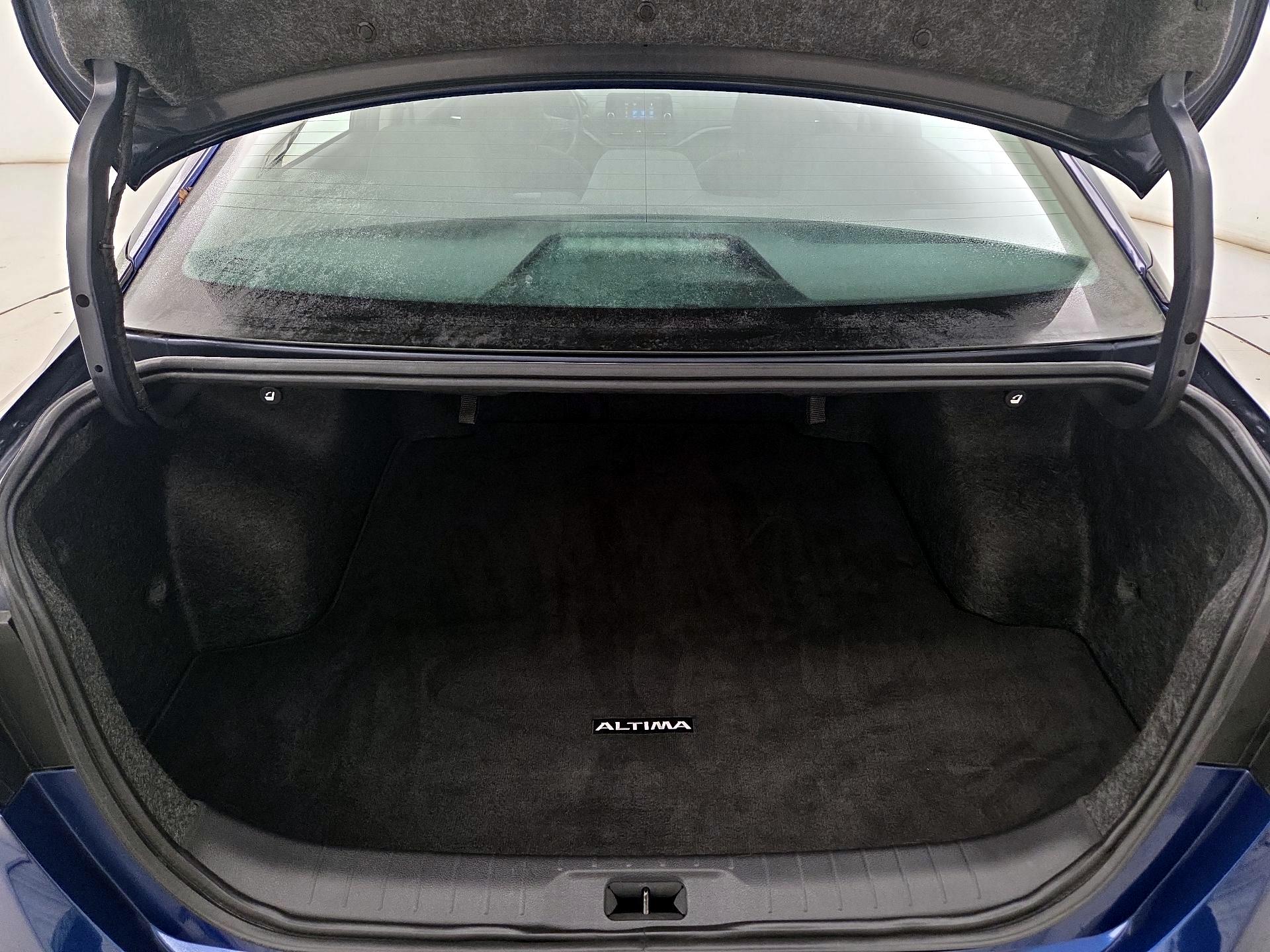 Thumbnail: 2023 Nissan Altima - 20