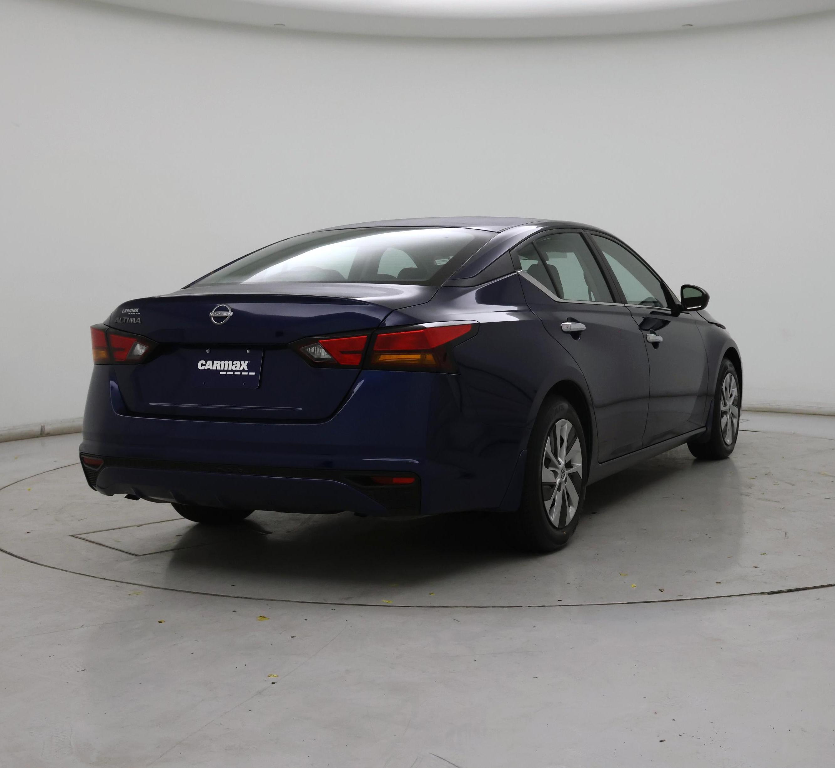 Thumbnail: 2023 Nissan Altima - 8