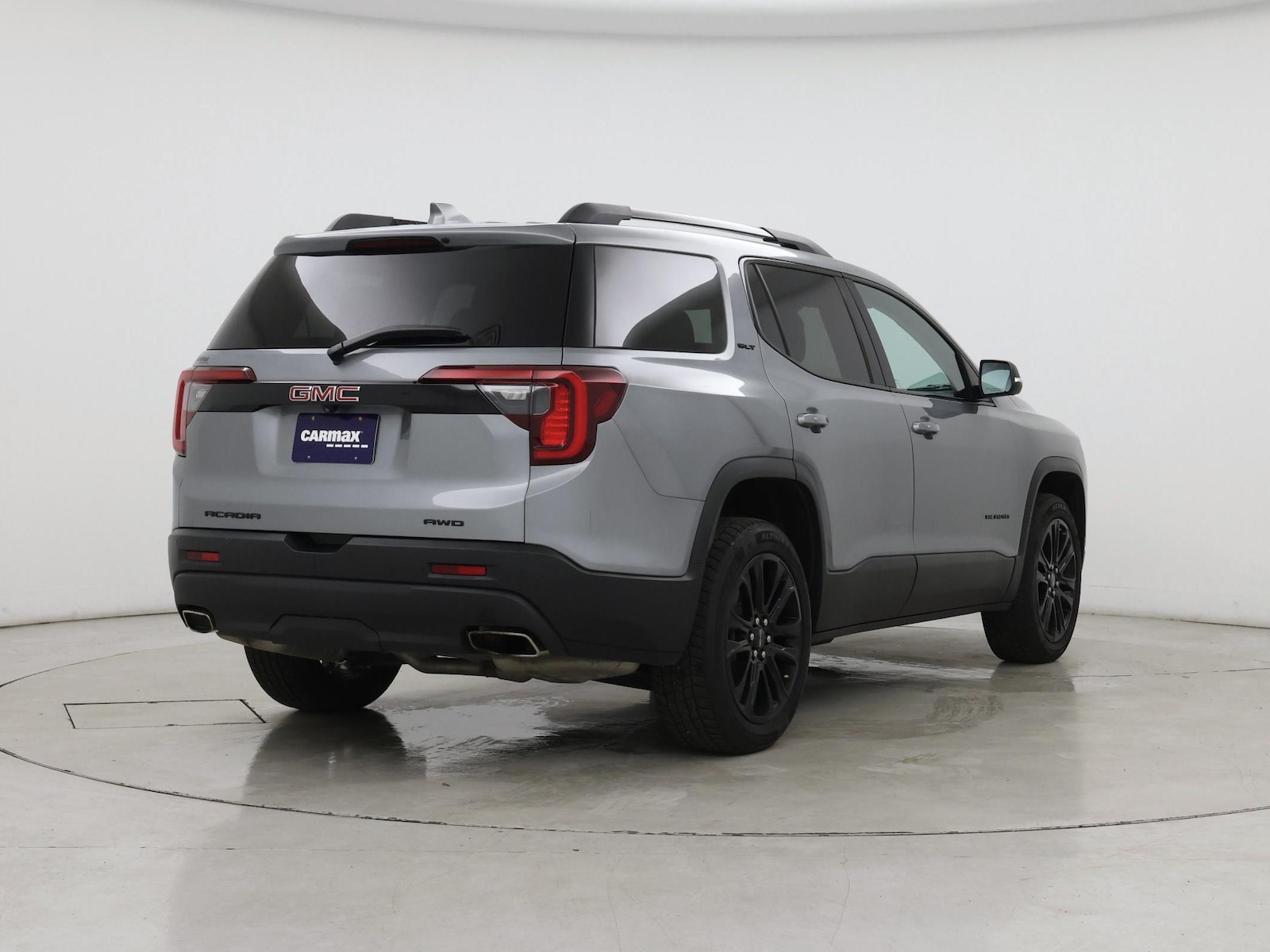 2023 GMC Acadia SLT - Photo 9
