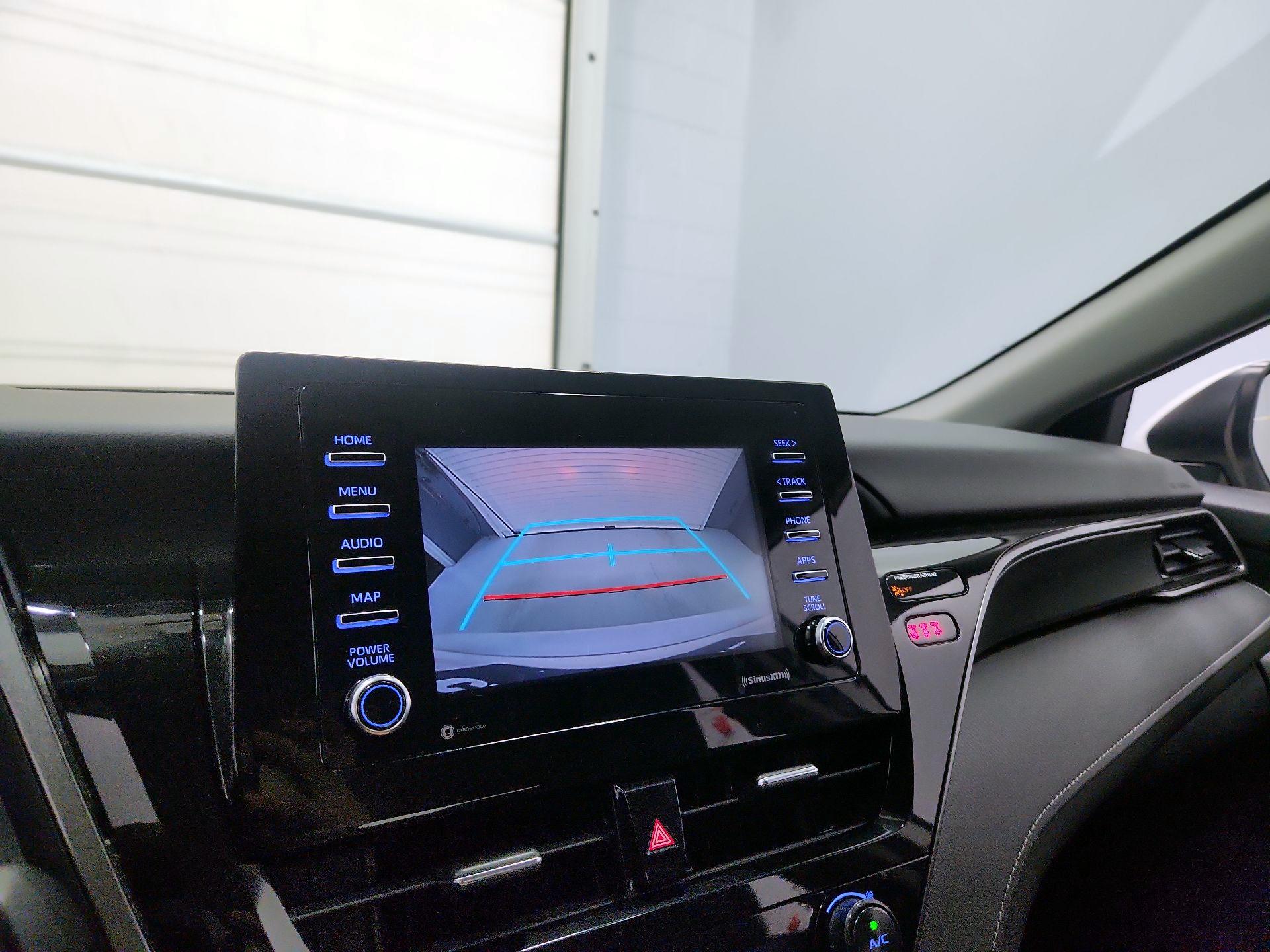 Thumbnail: 2021 Toyota Camry - 14