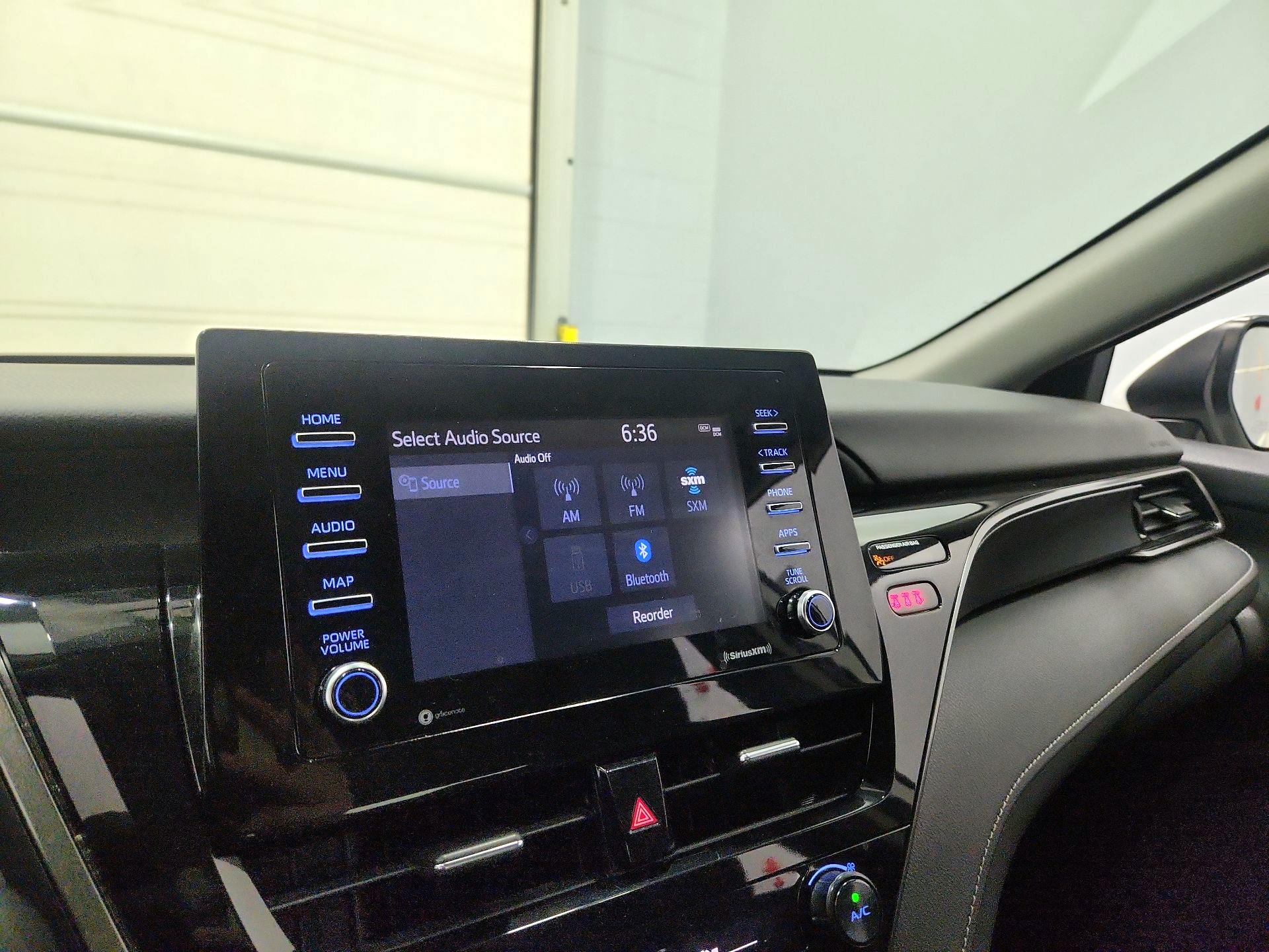 Thumbnail: 2021 Toyota Camry - 15