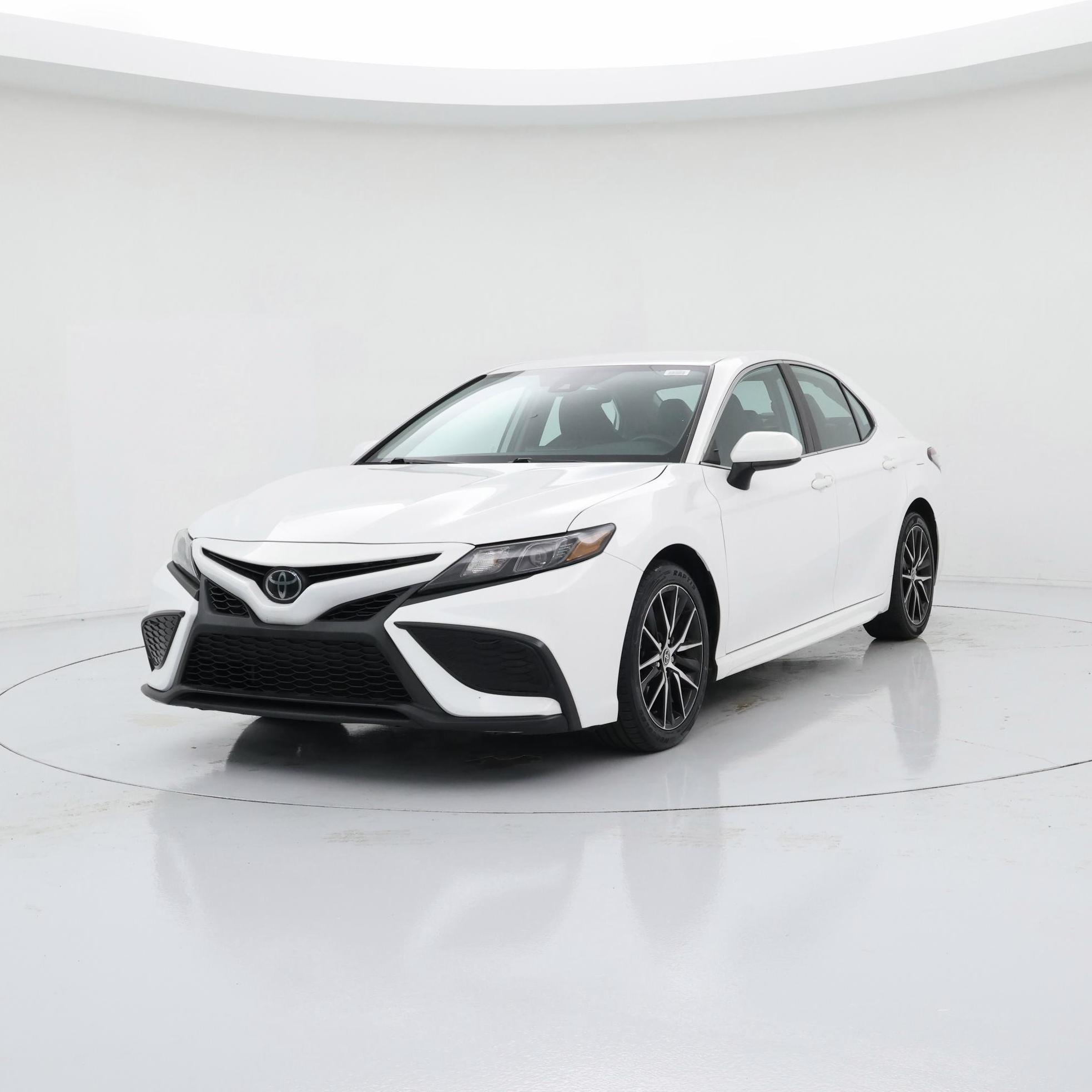 Thumbnail: 2021 Toyota Camry - 4