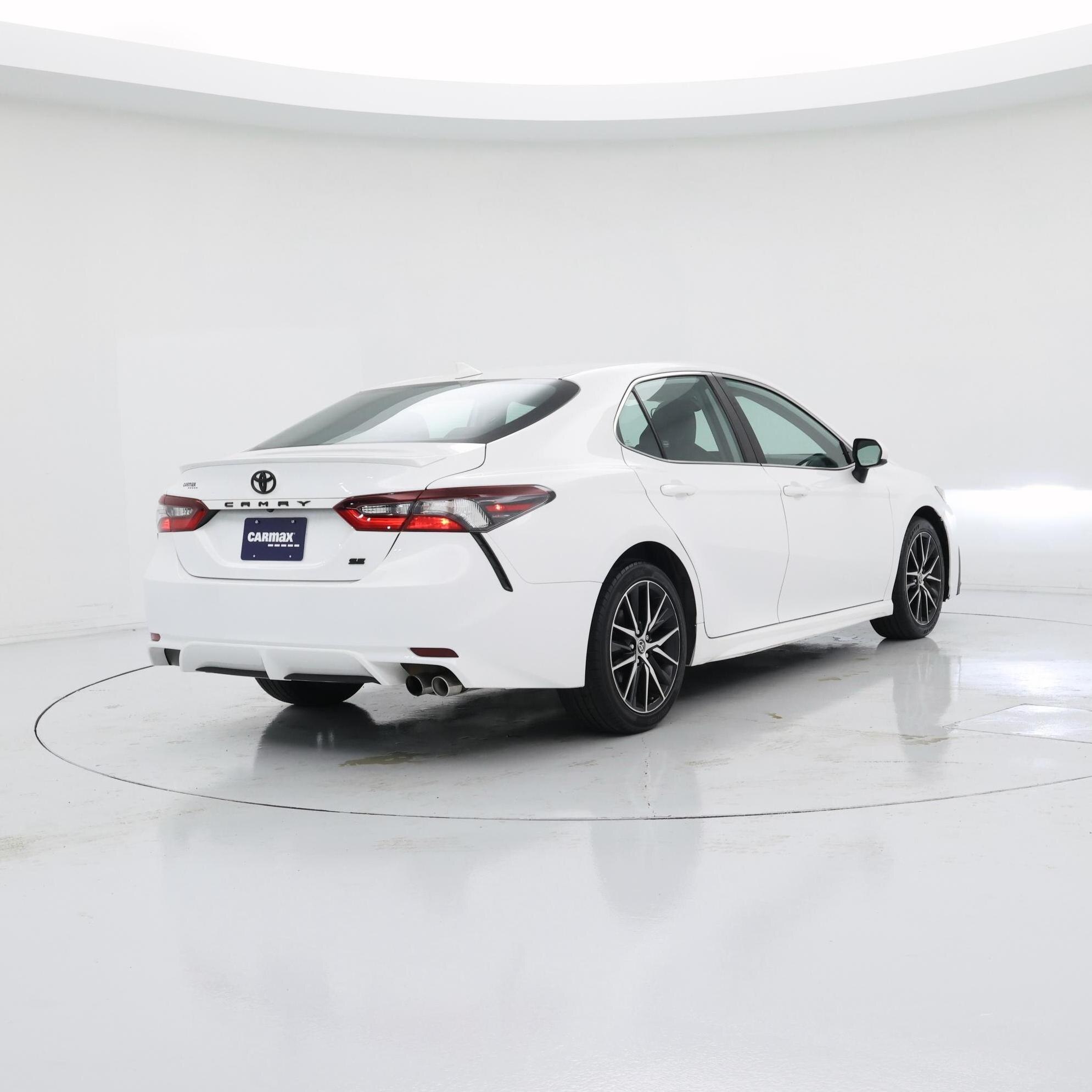 Thumbnail: 2021 Toyota Camry - 8