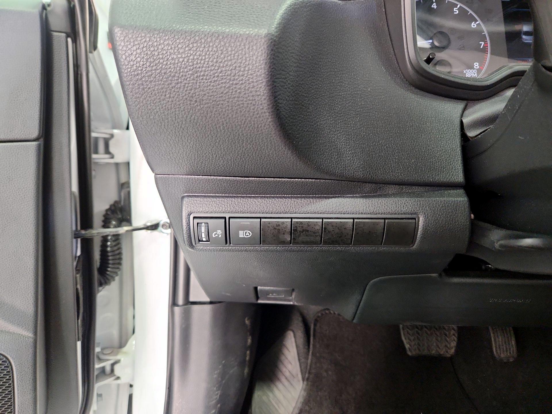 Thumbnail: 2025 Toyota Corolla - 13