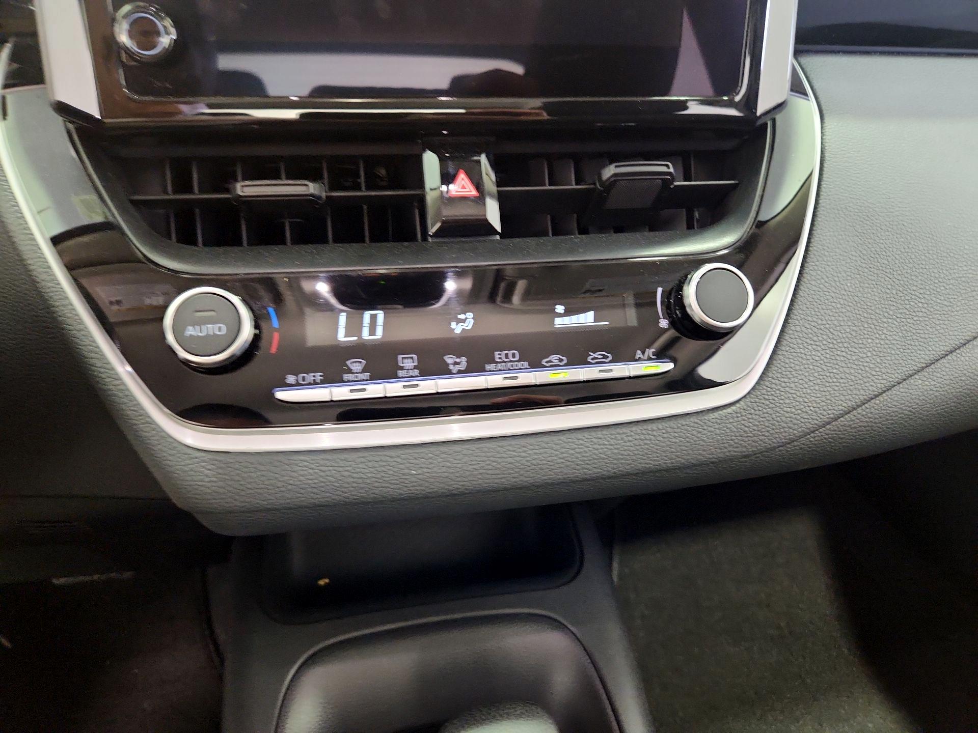 Thumbnail: 2025 Toyota Corolla - 16