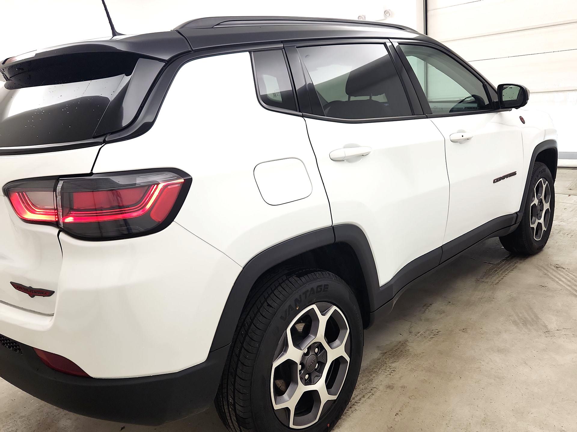 Thumbnail: 2022 Jeep Compass - 5