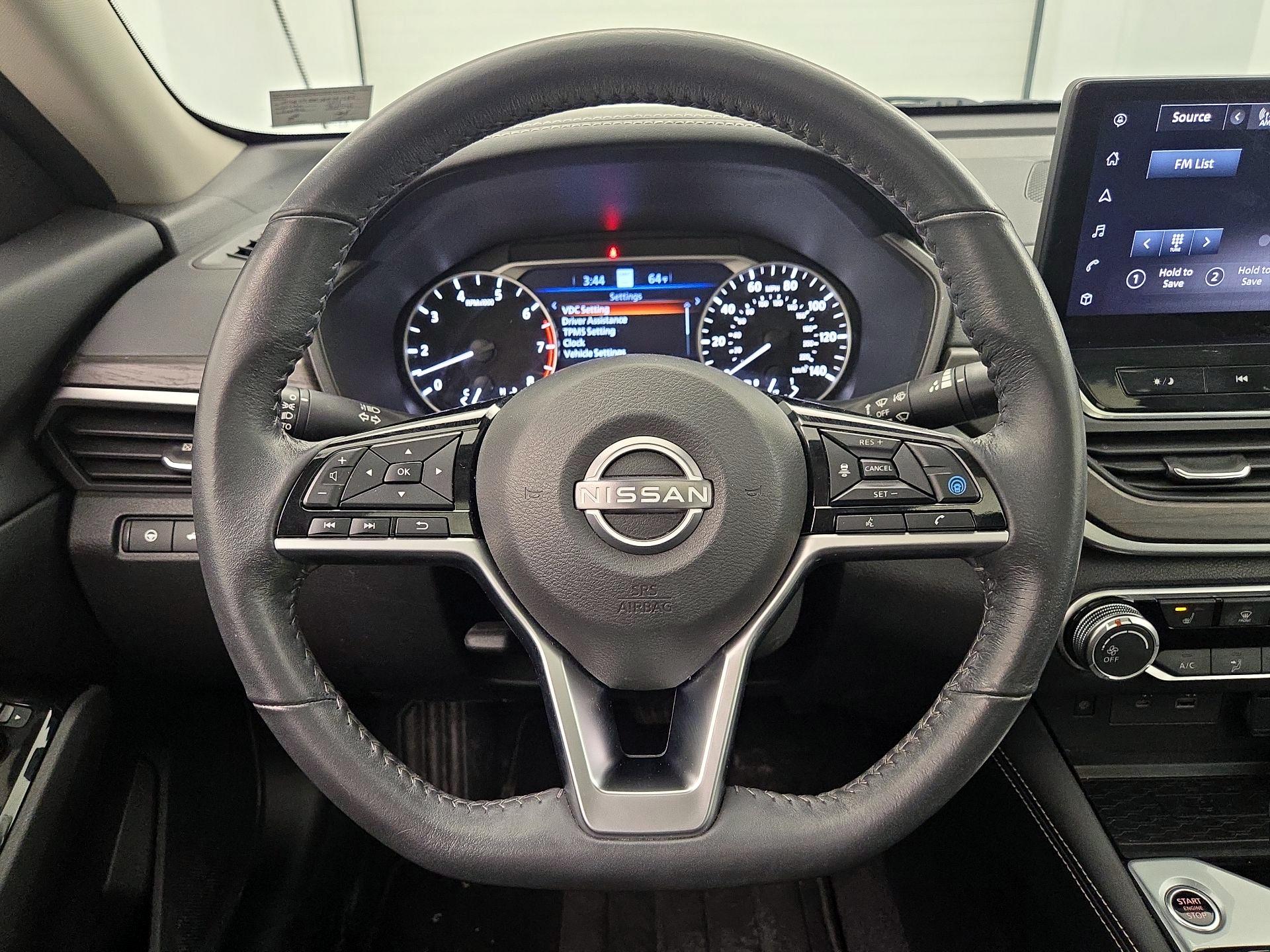 Thumbnail: 2023 Nissan Altima - 10