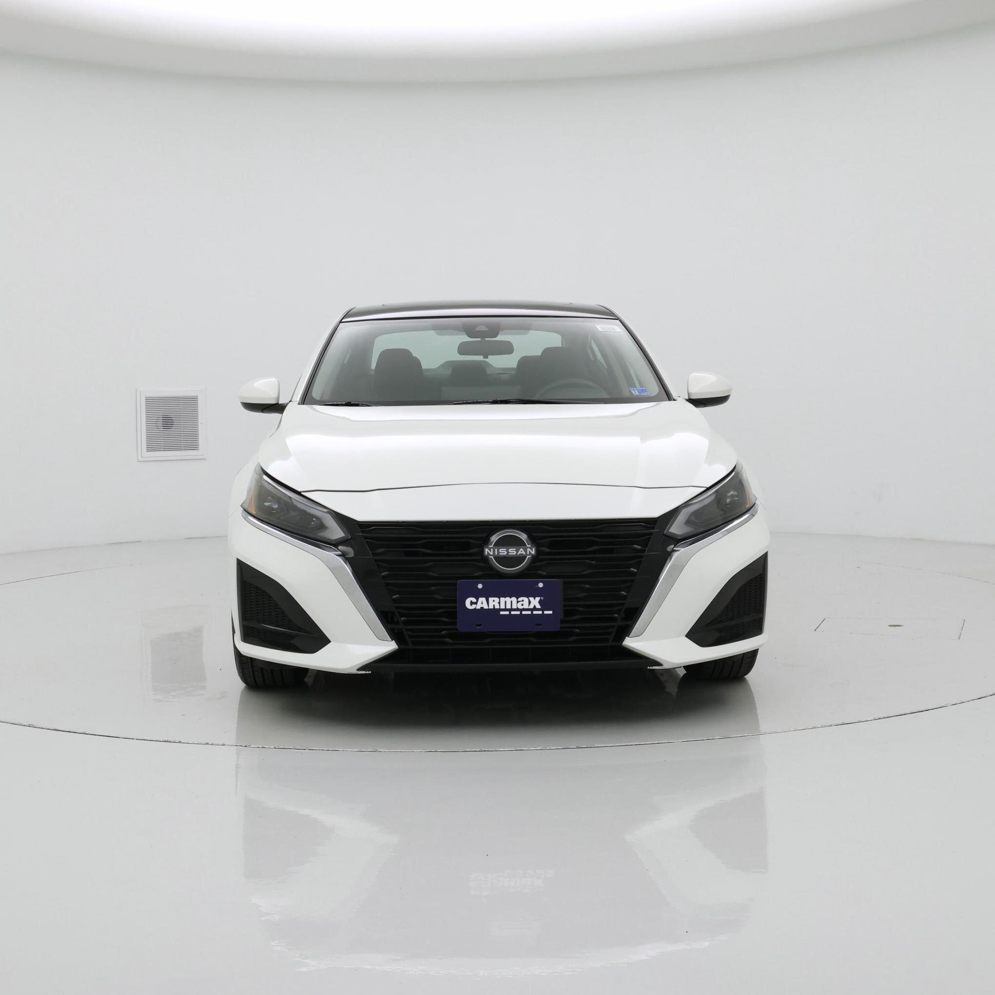 Thumbnail: 2023 Nissan Altima - 5