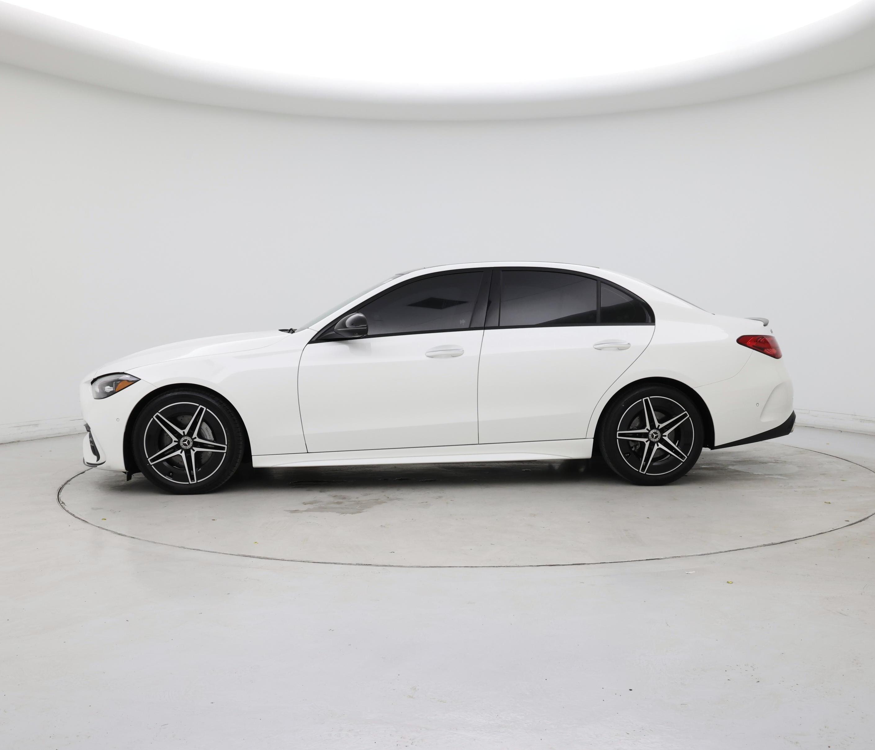 Thumbnail: 2023 Mercedes-Benz C-Class - 3