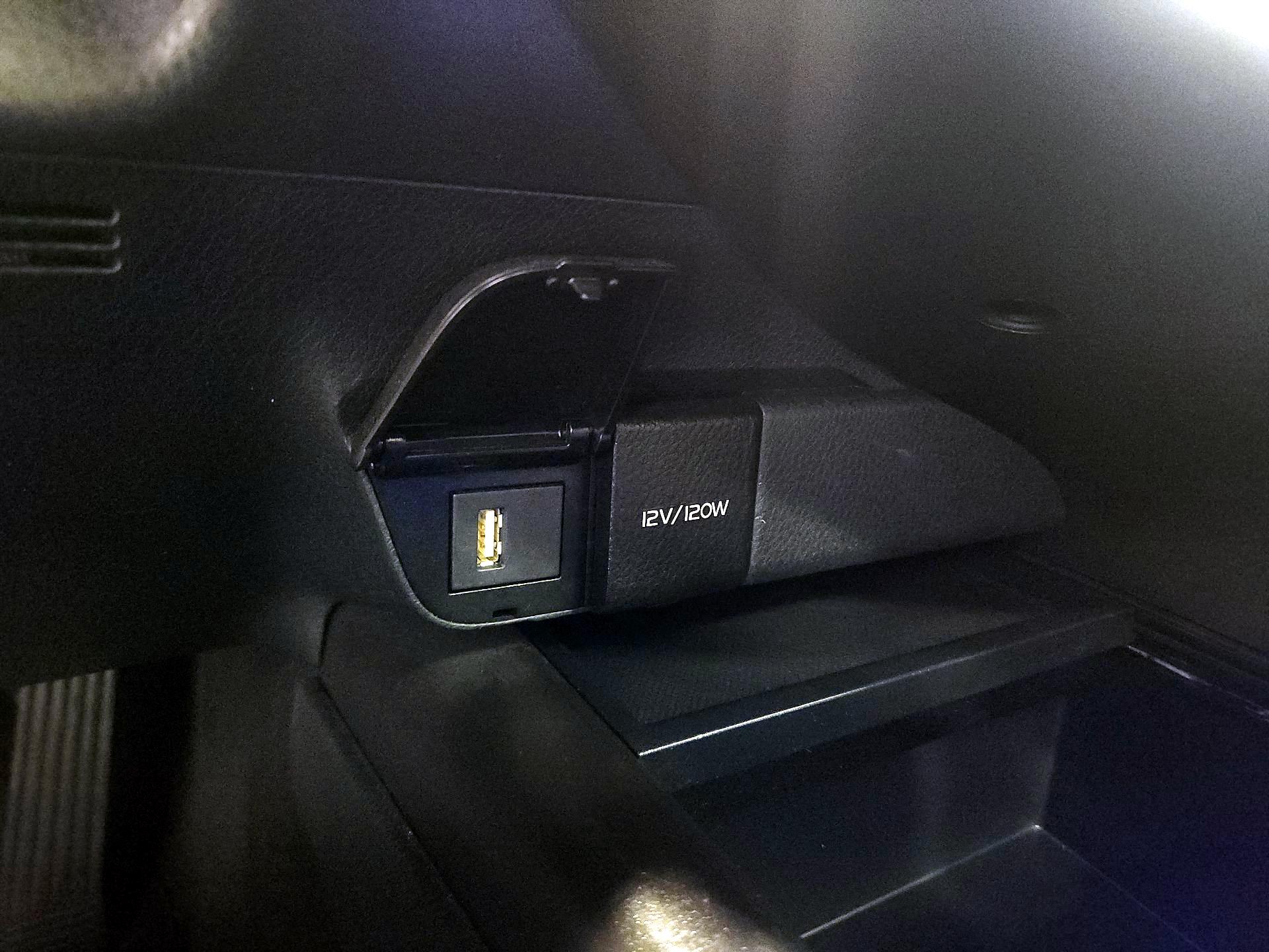 Thumbnail: 2023 Toyota Camry - 18