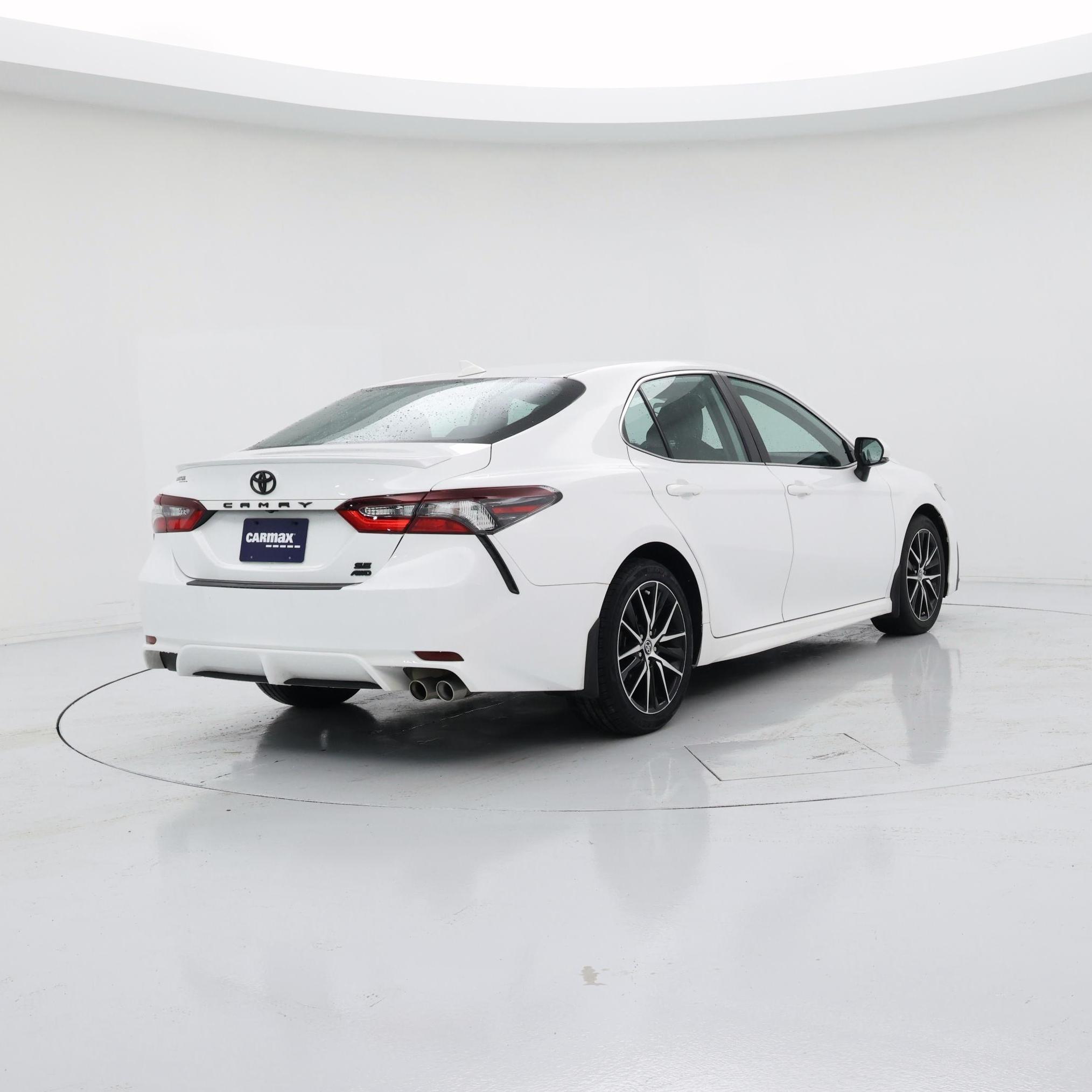 Thumbnail: 2023 Toyota Camry - 8