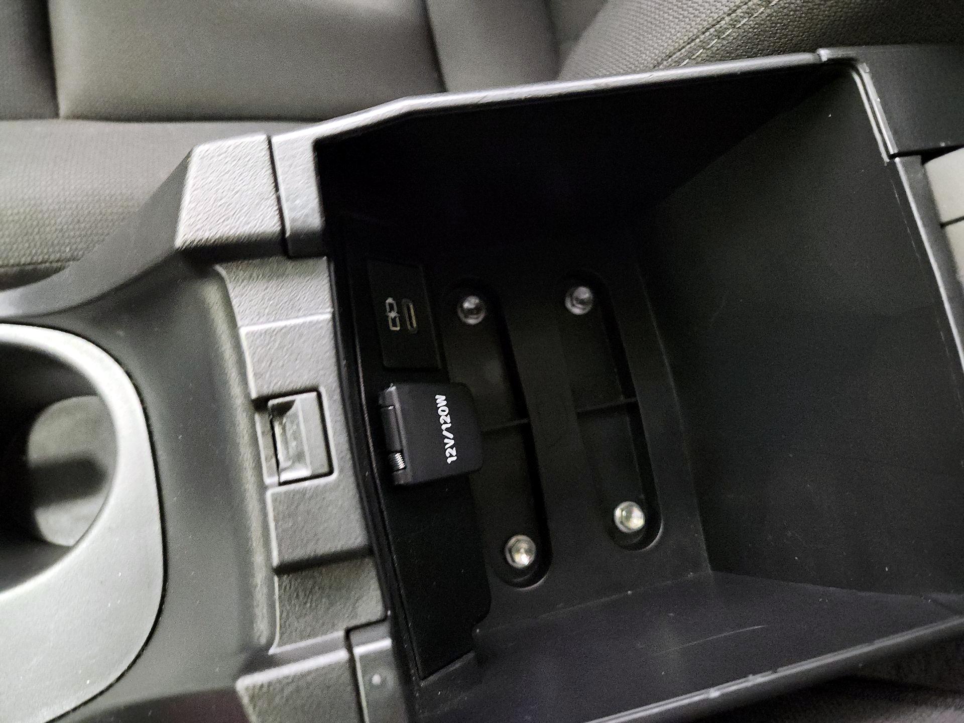 Thumbnail: 2023 Toyota Corolla - 18