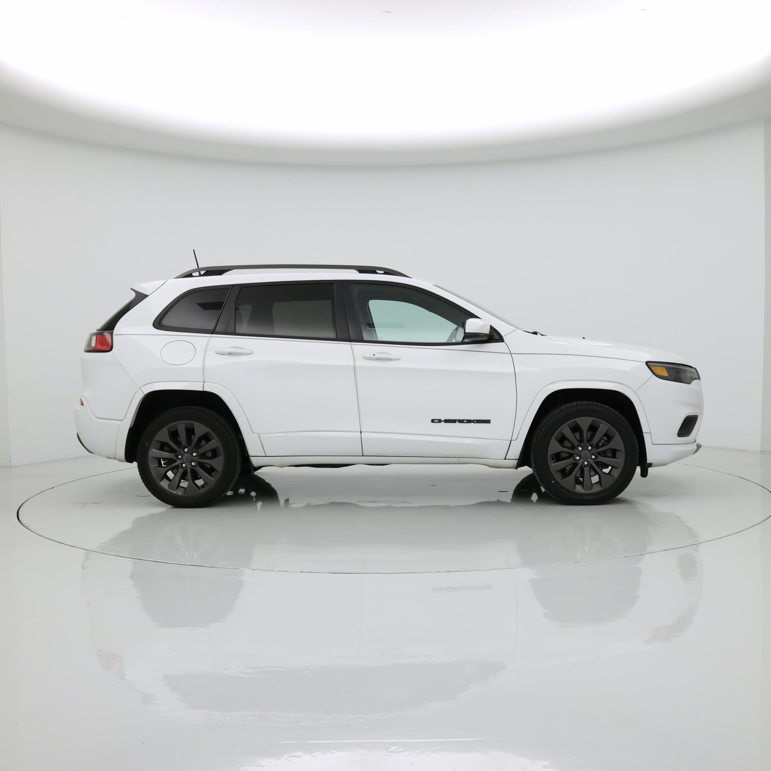 Thumbnail: 2020 Jeep Cherokee - 7