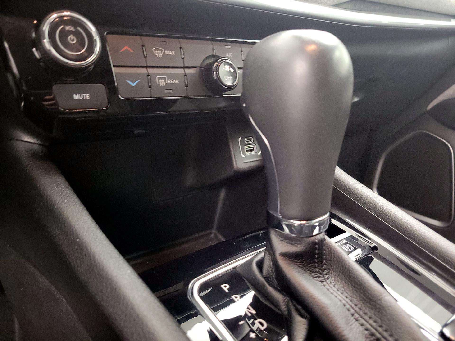 Thumbnail: 2022 Jeep Compass - 18