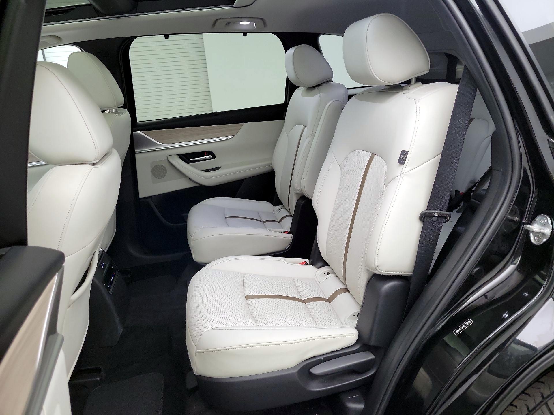 Thumbnail: 2024 Mazda CX-90 - 19