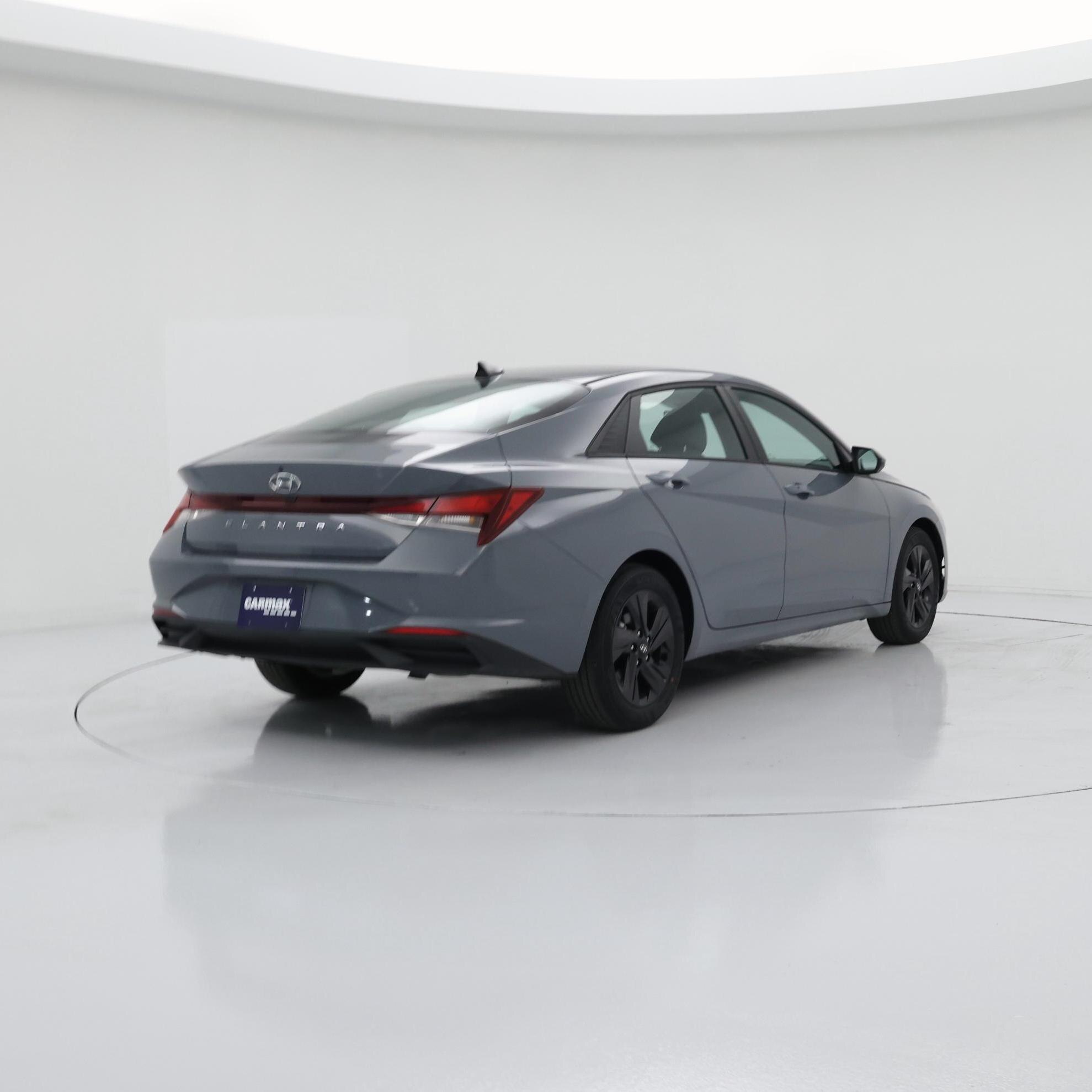 Thumbnail: 2021 Hyundai Elantra - 8