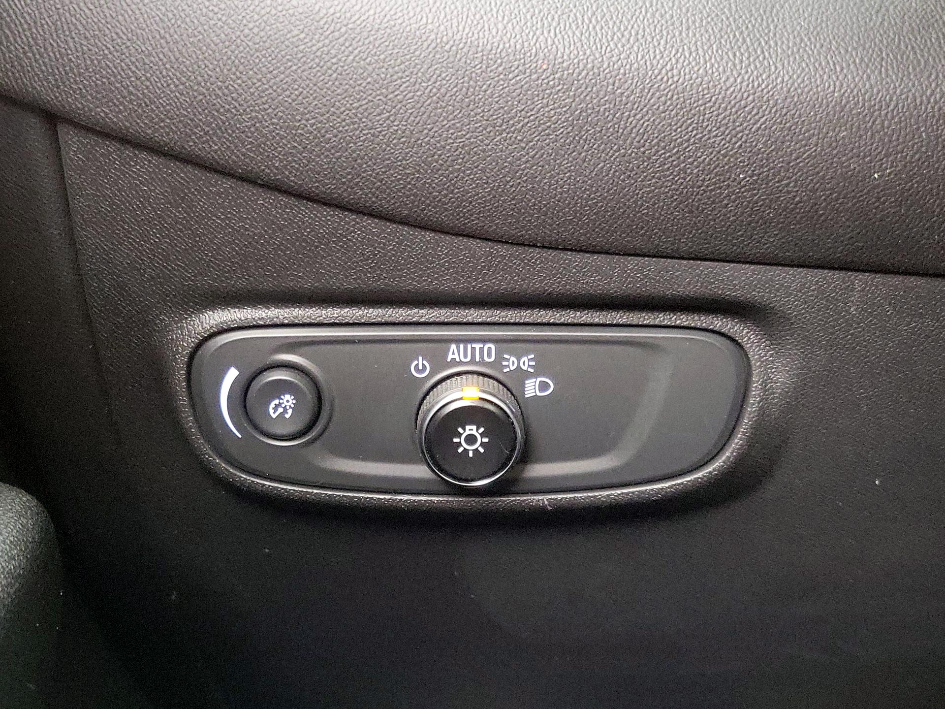 Thumbnail: 2023 Chevrolet Equinox - 13