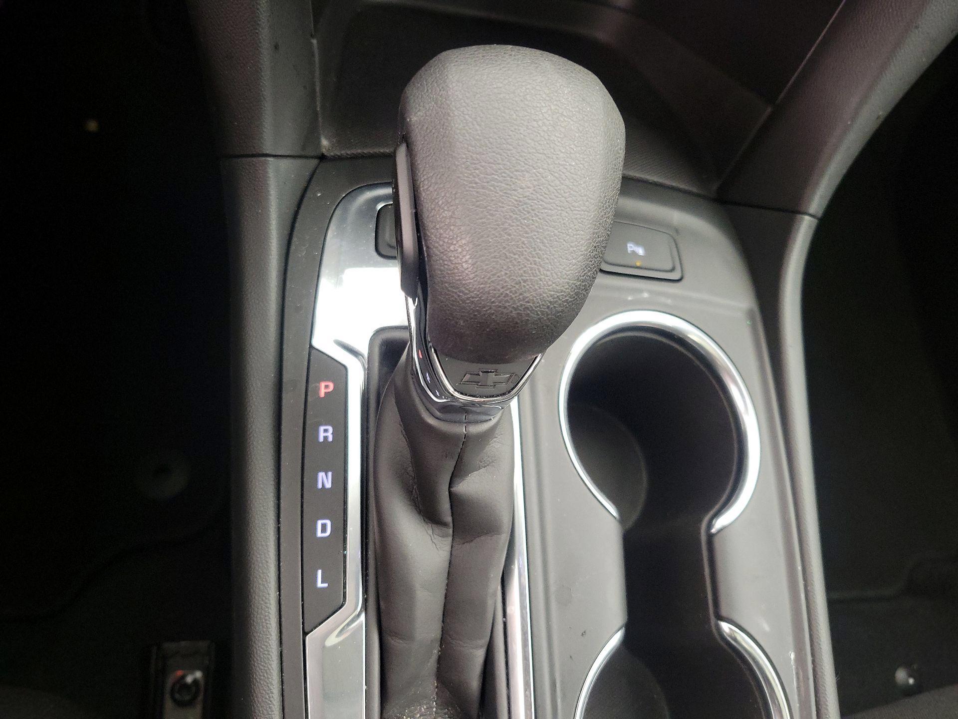 Thumbnail: 2023 Chevrolet Equinox - 17