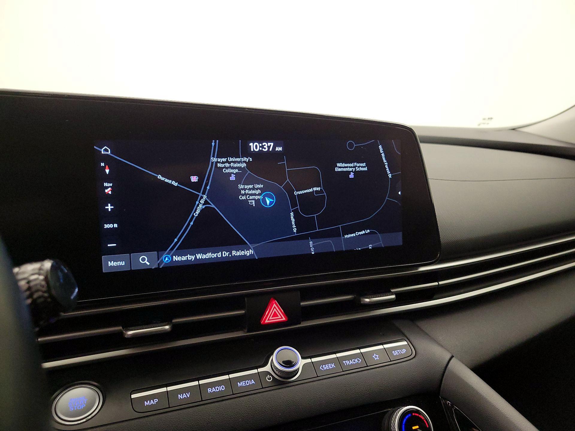 Thumbnail: 2023 Hyundai Elantra - 15