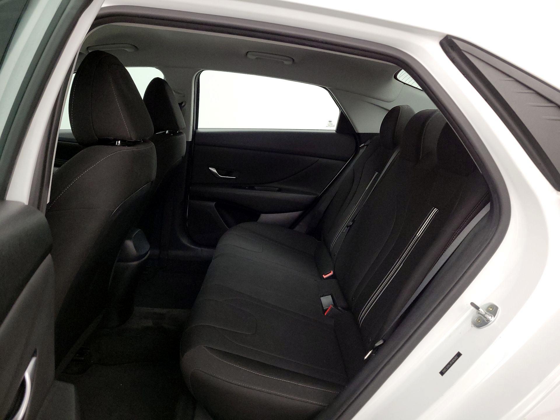 Thumbnail: 2023 Hyundai Elantra - 19