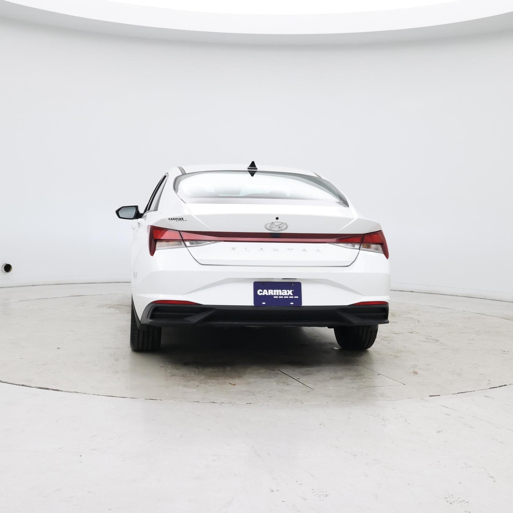 Thumbnail: 2023 Hyundai Elantra - 6