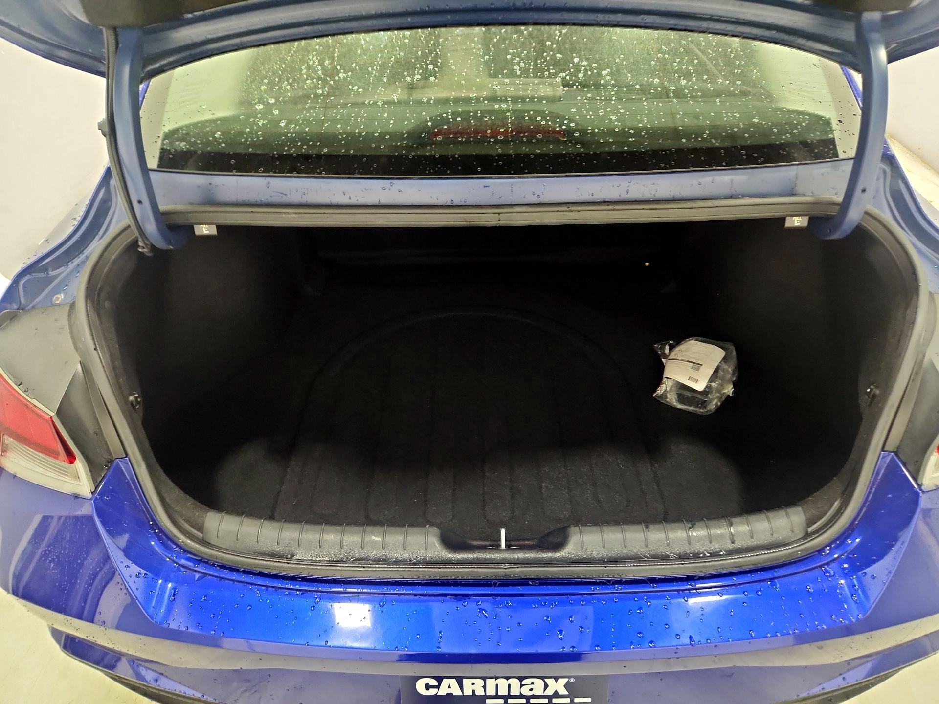 Thumbnail: 2022 Hyundai Elantra - 20