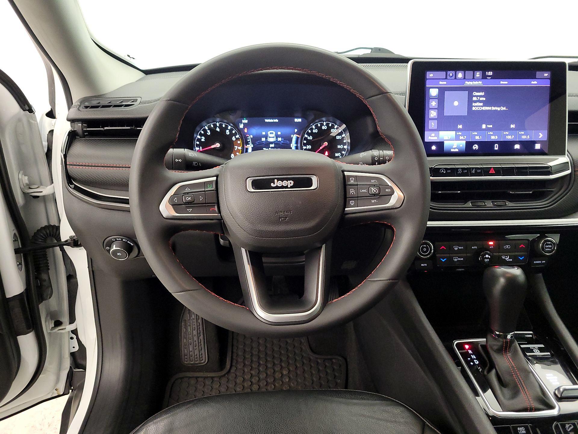 Thumbnail: 2022 Jeep Compass - 10