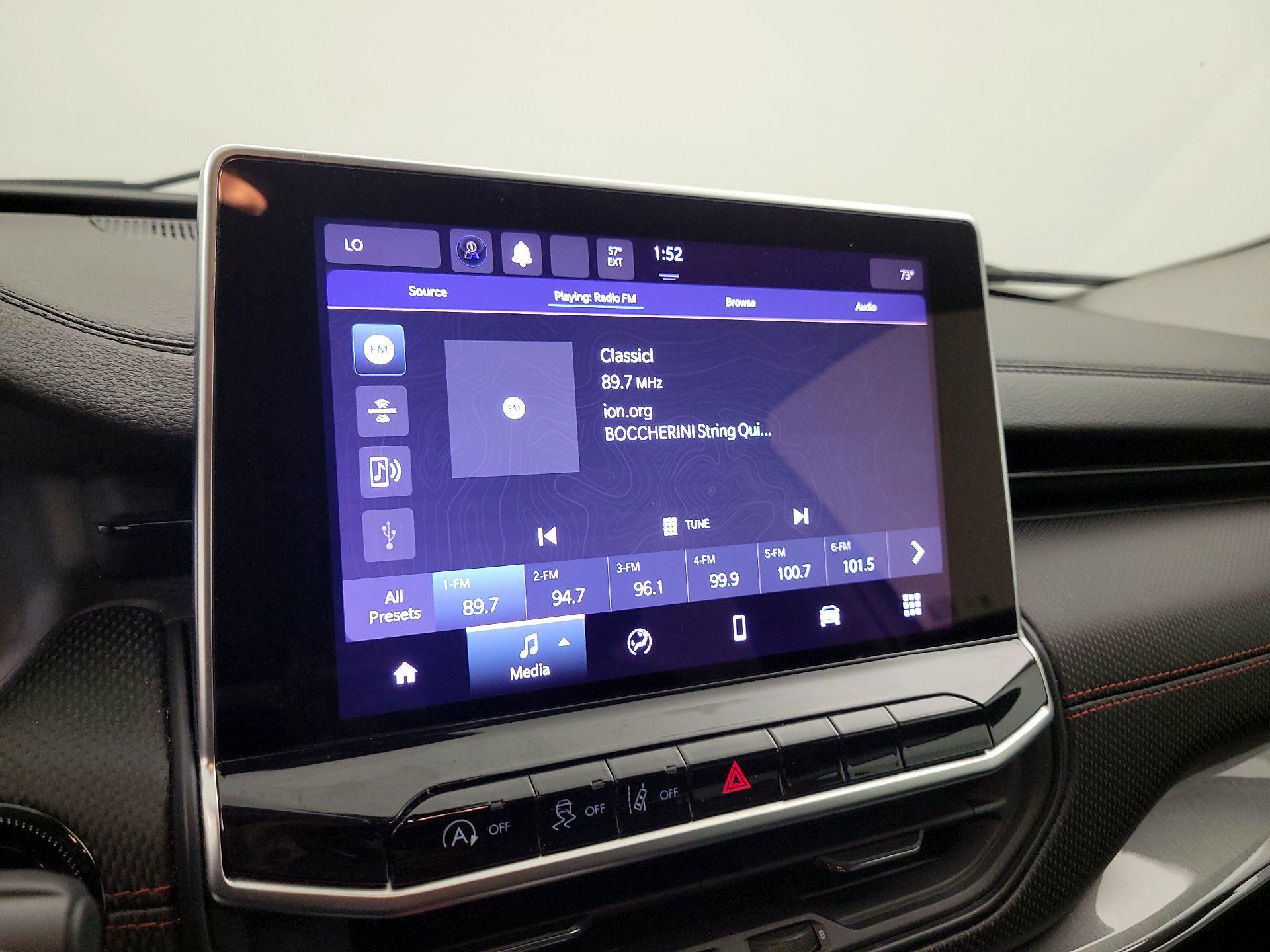 Thumbnail: 2022 Jeep Compass - 15