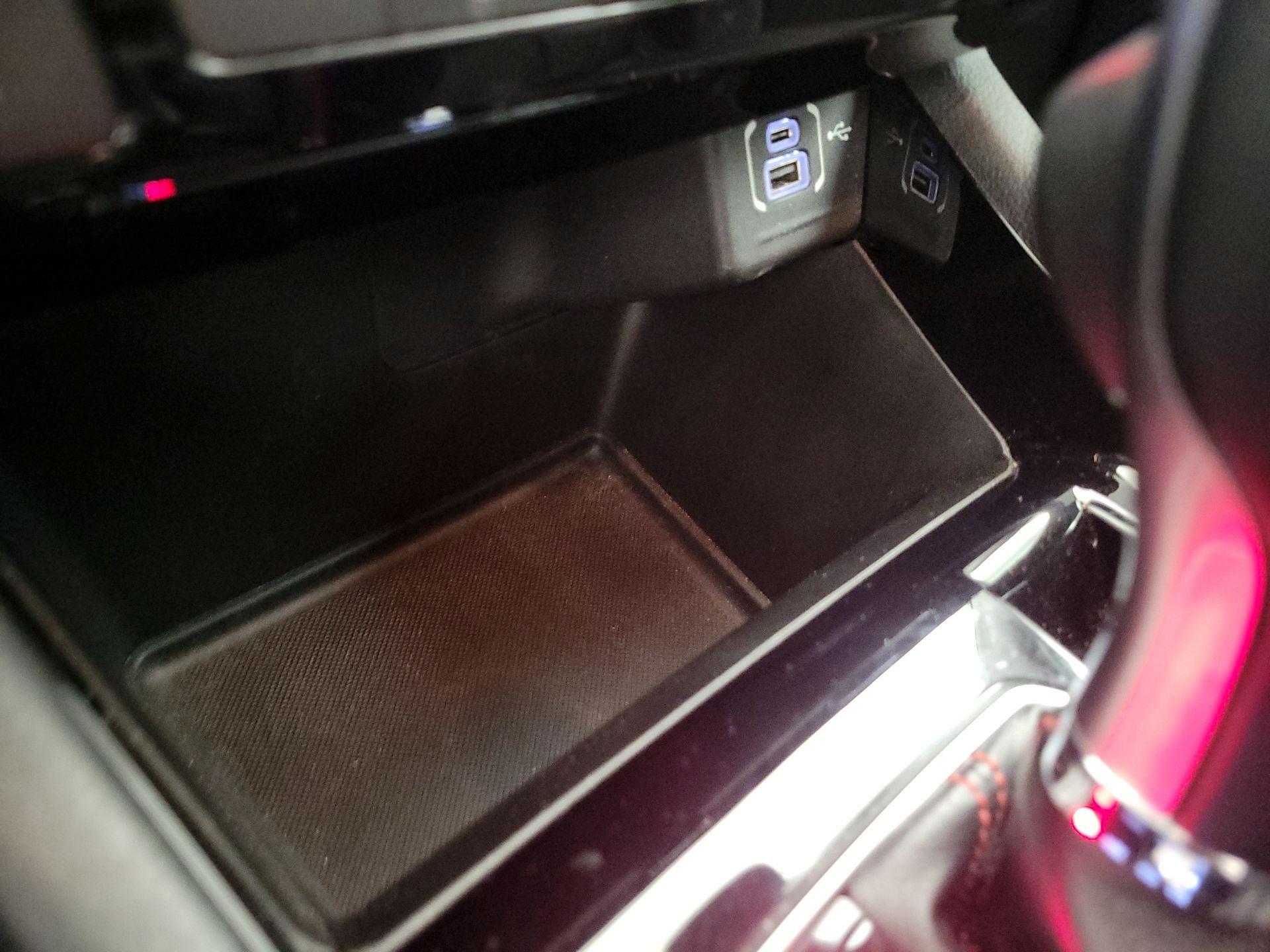 Thumbnail: 2022 Jeep Compass - 18